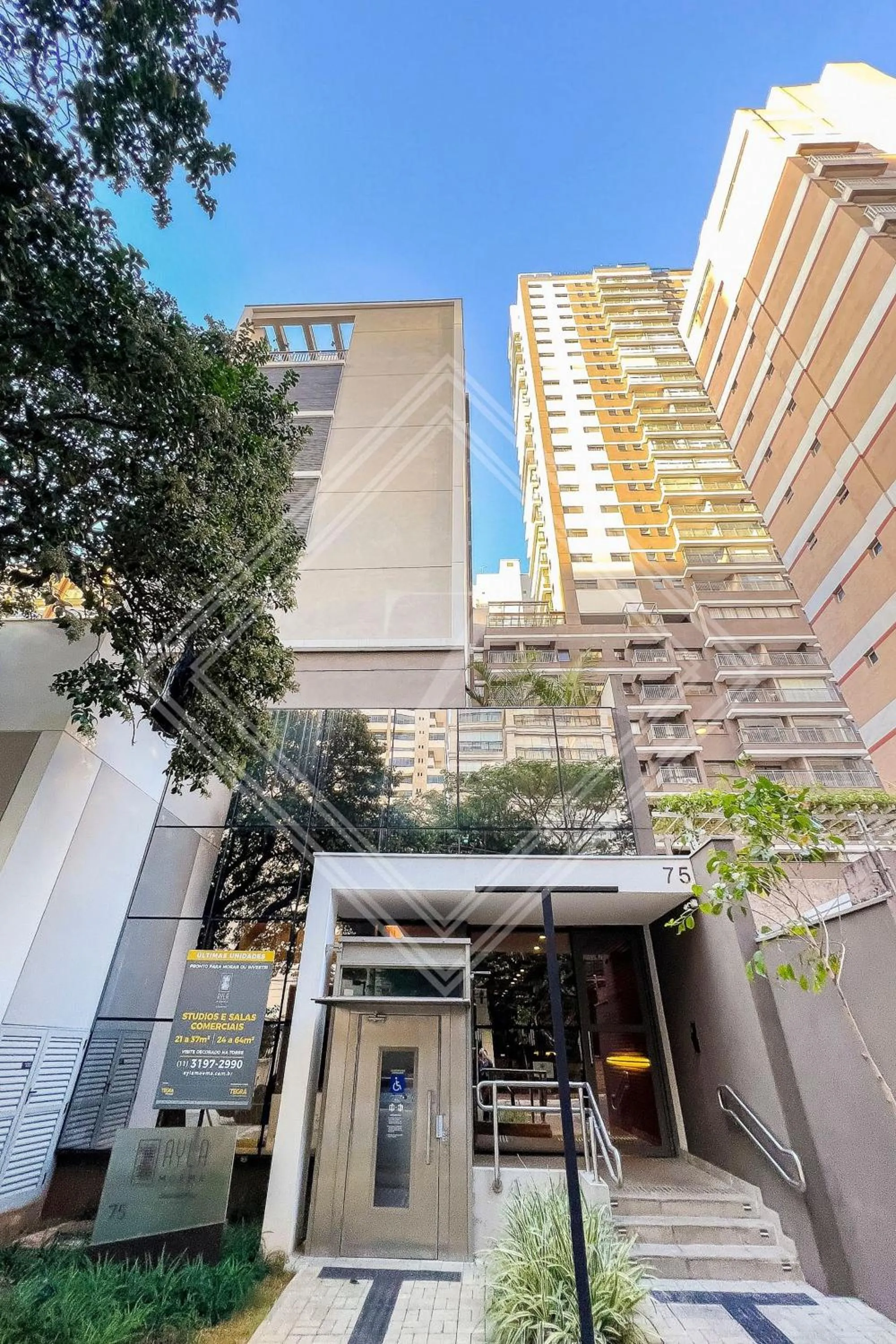 Facade/entrance in Zainalofts7Moema ao lado metro, Ibira, CASV 615