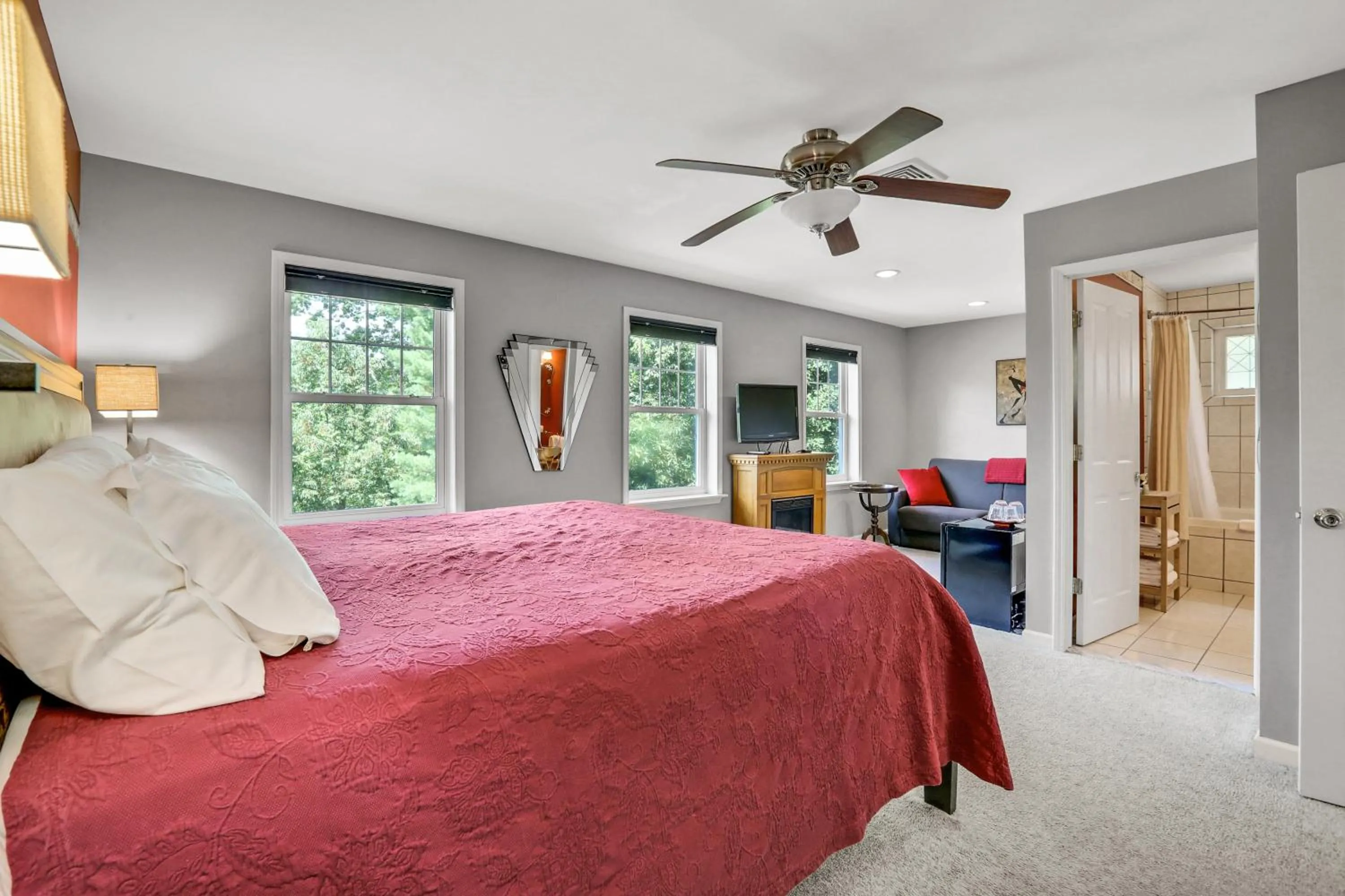 Moondance Ridge Suites