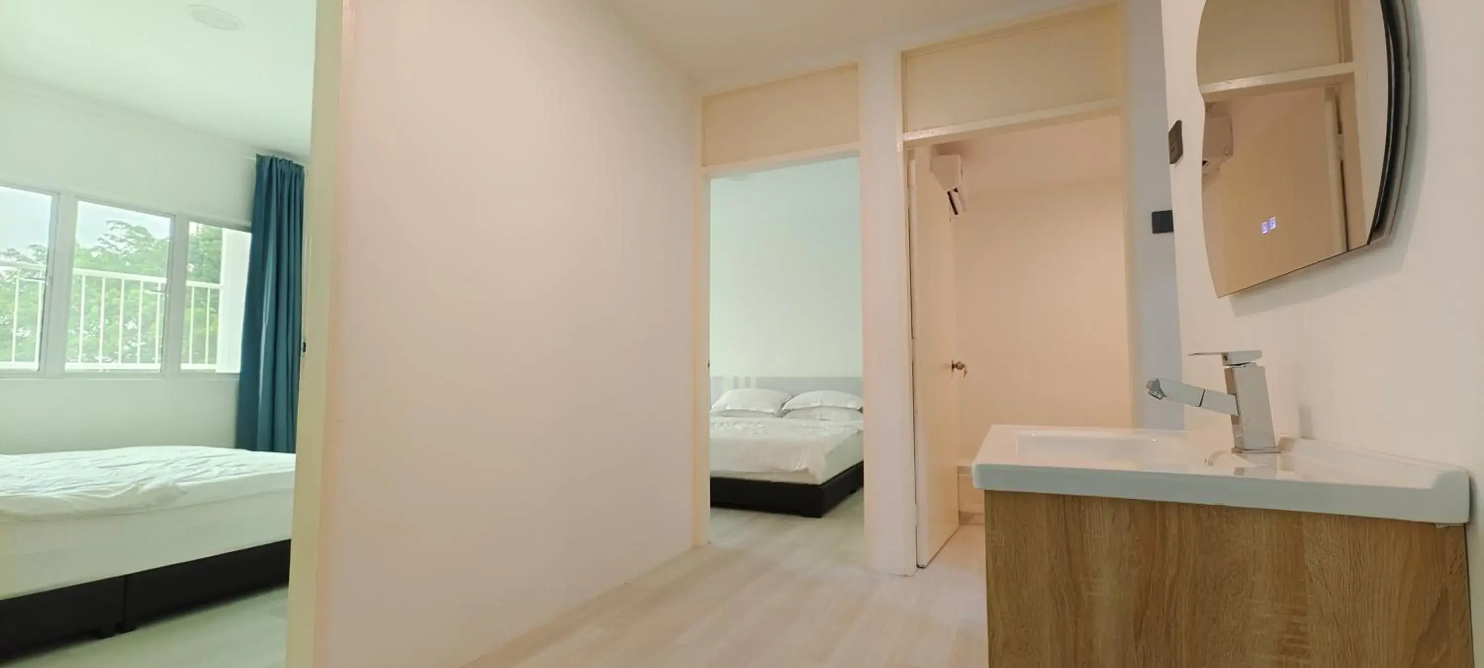 Photo of the whole room, Bed in ALVILLA - Jalan Sultan Ismail Photo of the whole room, Bed in ALVILLA - Jalan Sultan Ismail