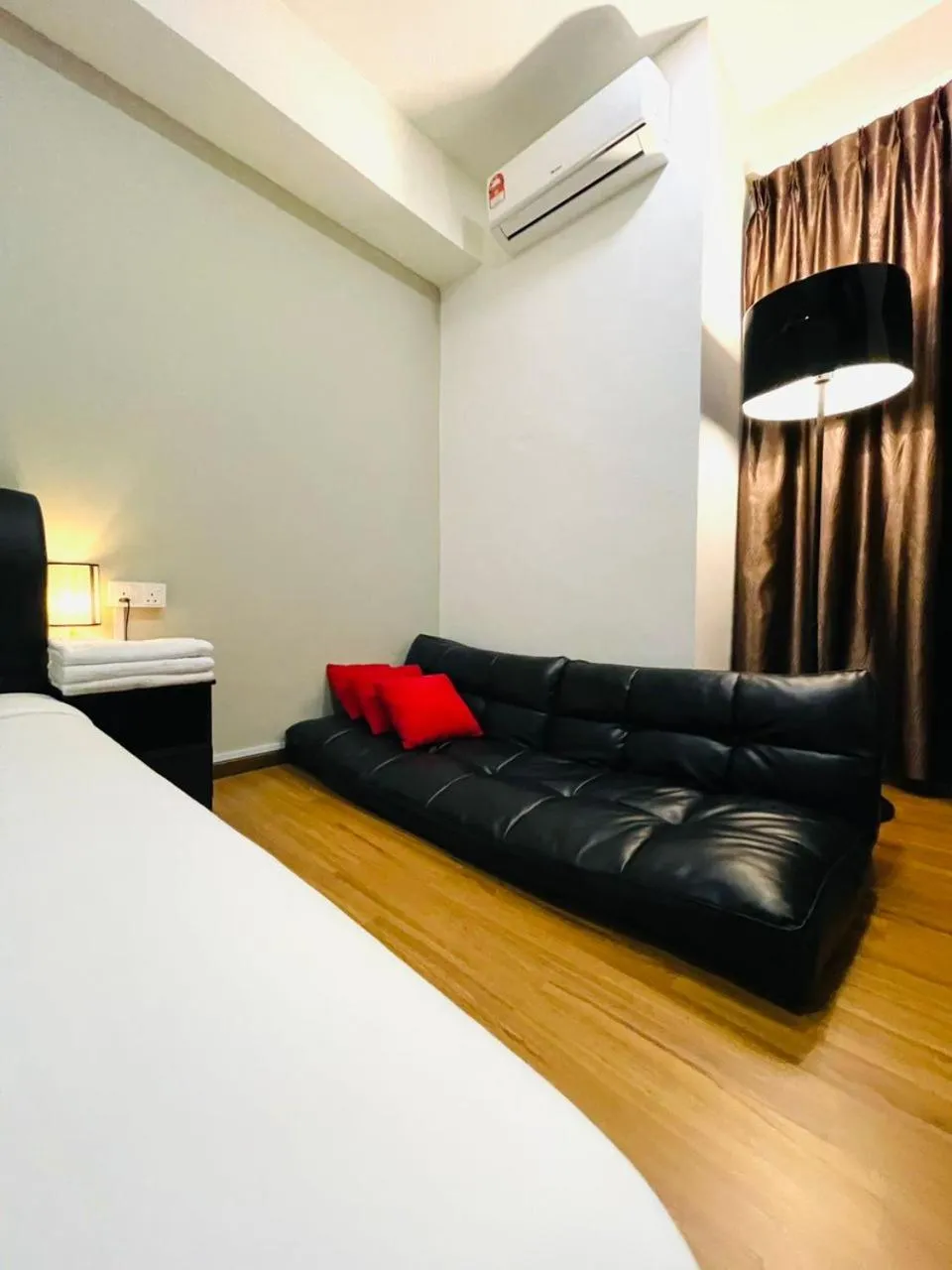 Bedroom, Bed in Hotel O Hi-homestay