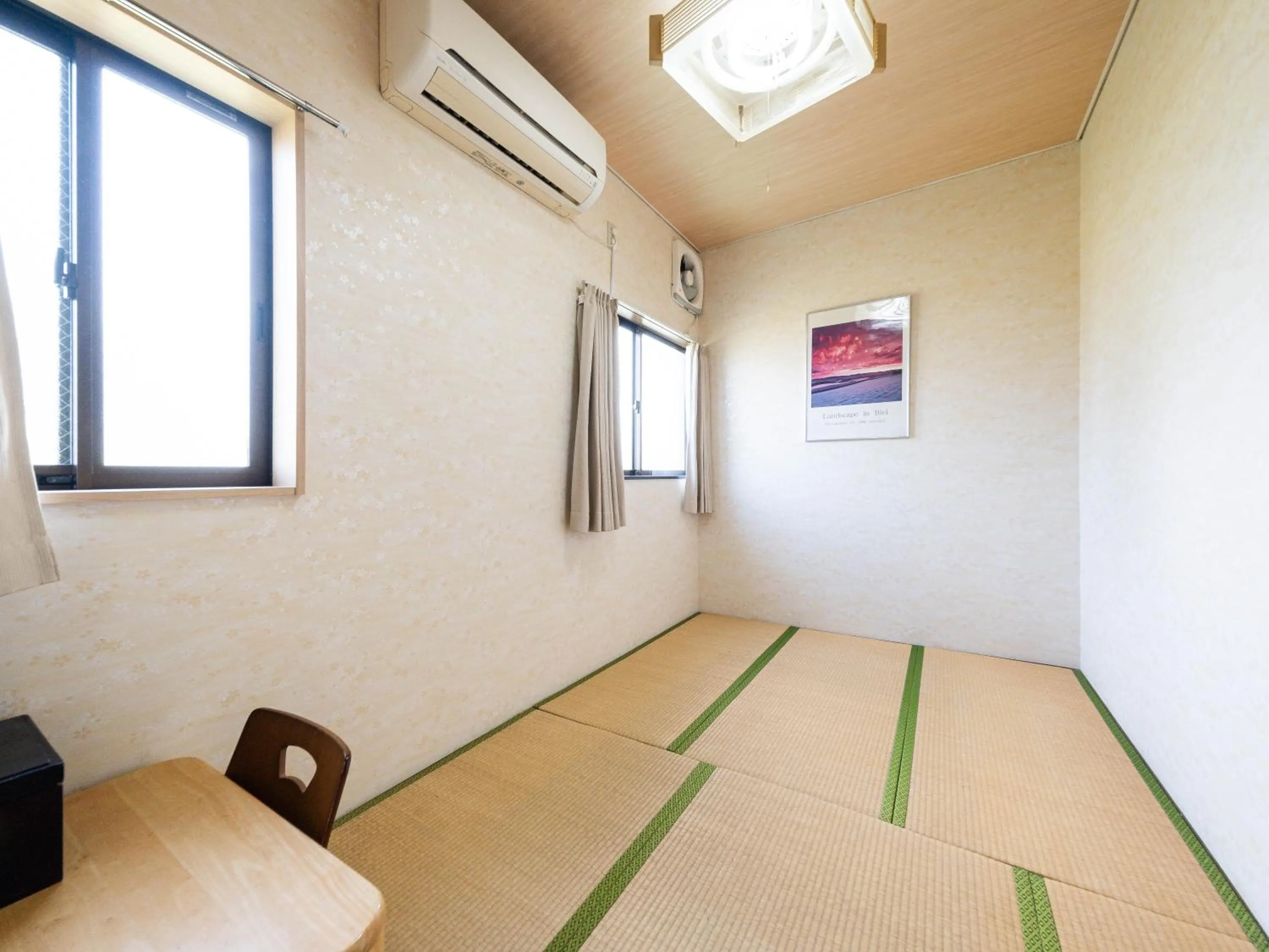 Photo of the whole room in Fuji Sakura Onsen Ryokan