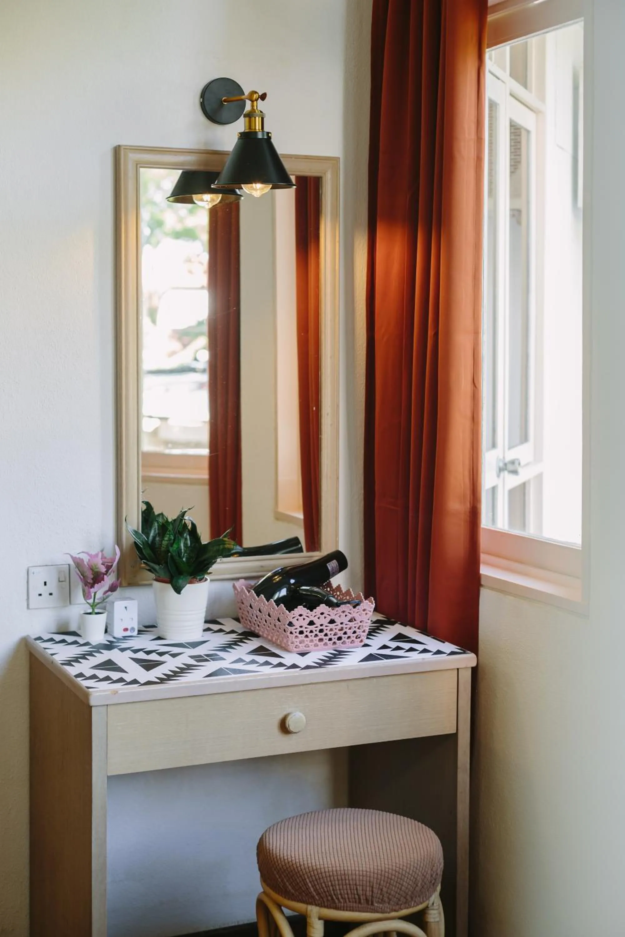 EE's Seaside House - Homestay 3 min walk to beach