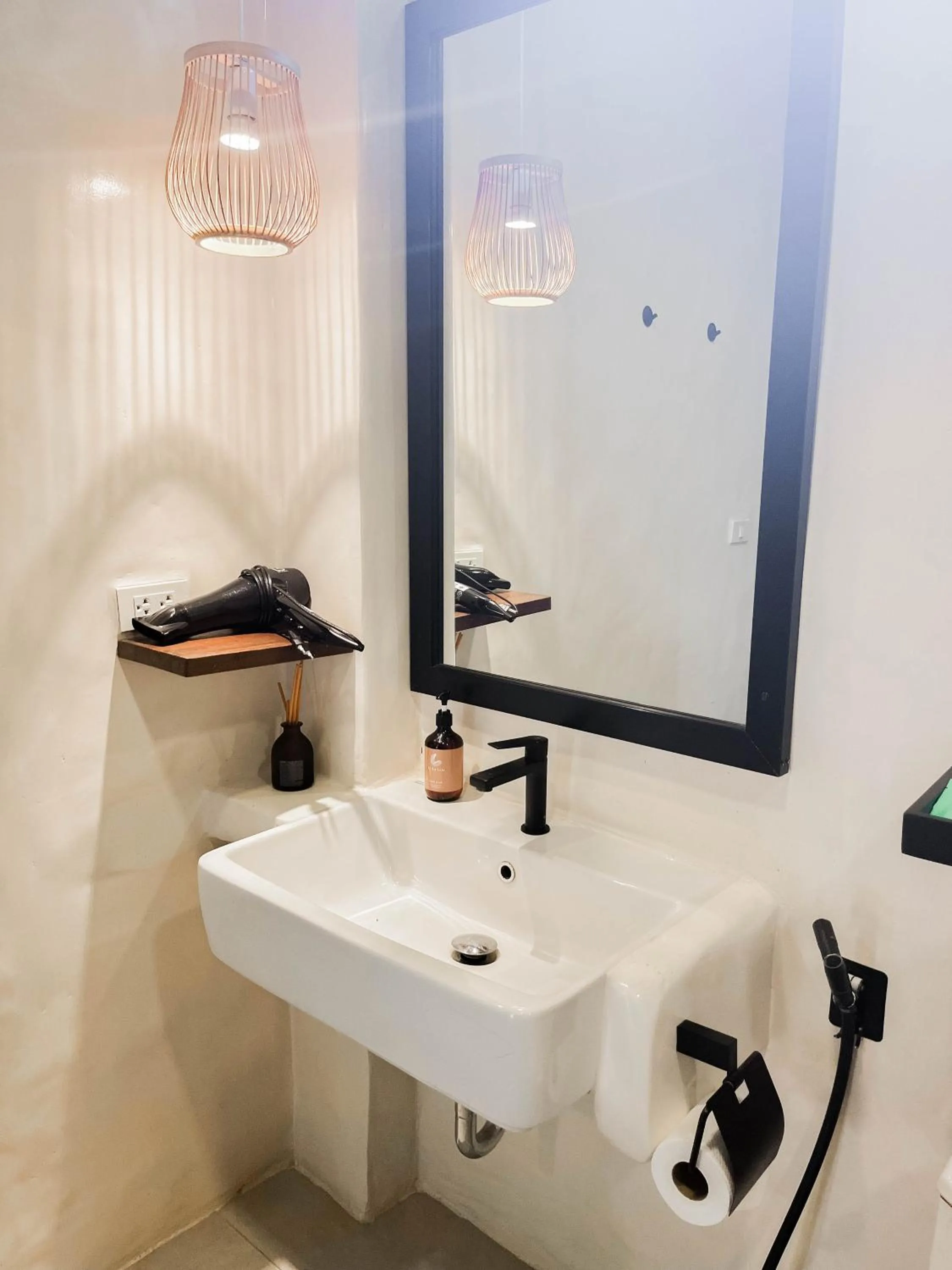 Bathroom in Le La Lake Resort and Spa