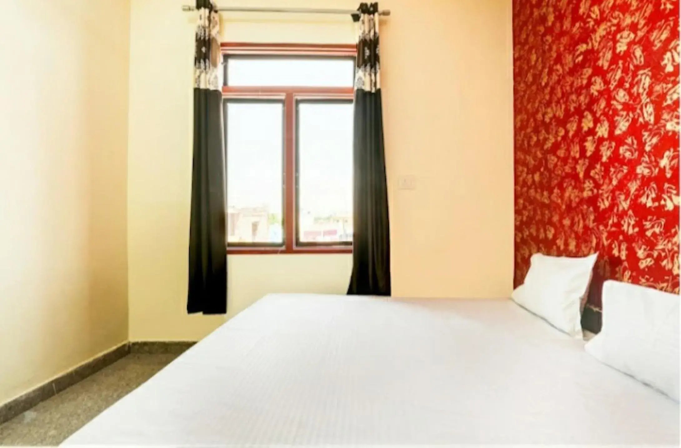 Bed in Hotel M J, Agra Bed in Hotel M J, Agra