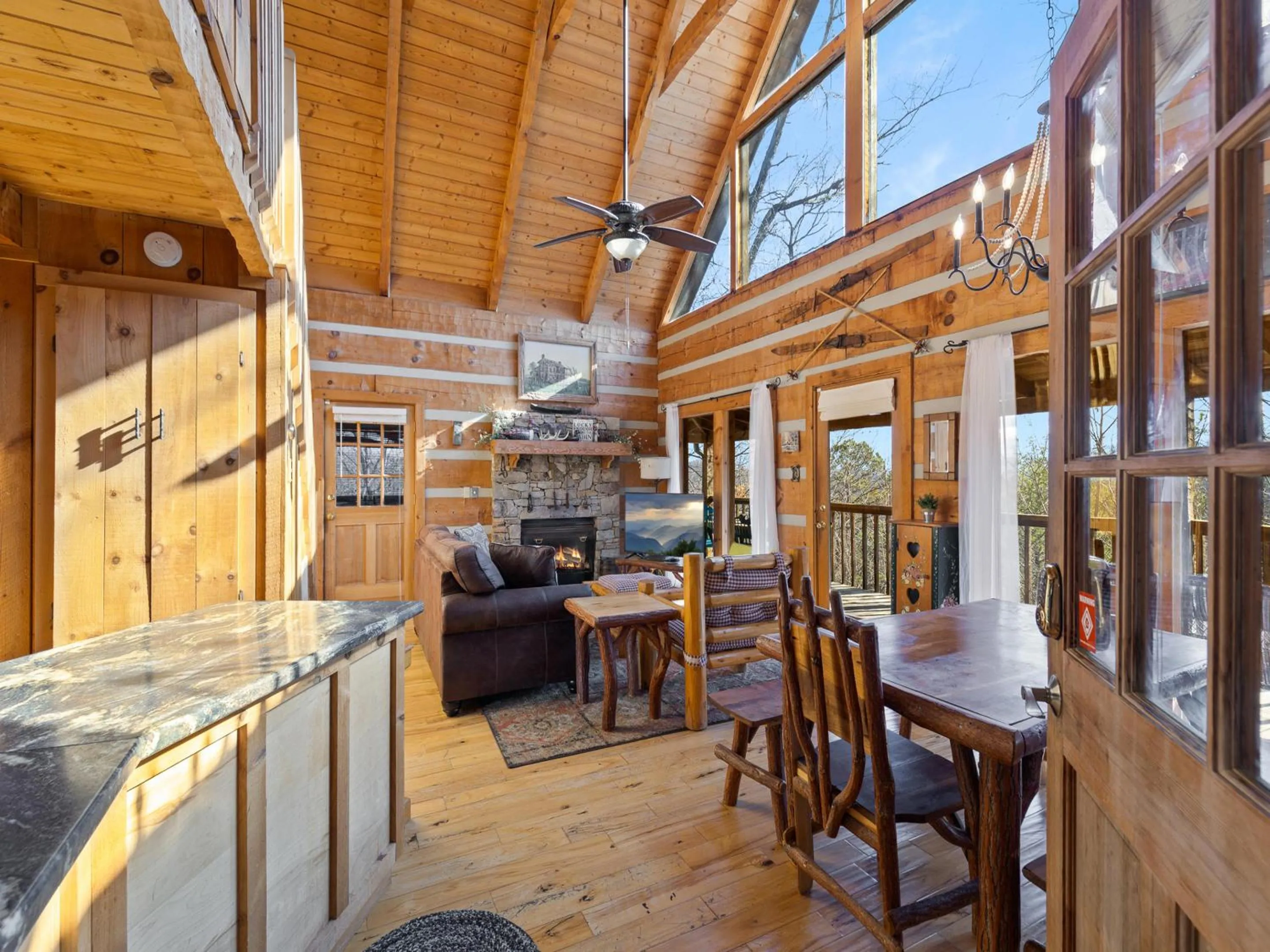 Property building in Little Bear Lookout