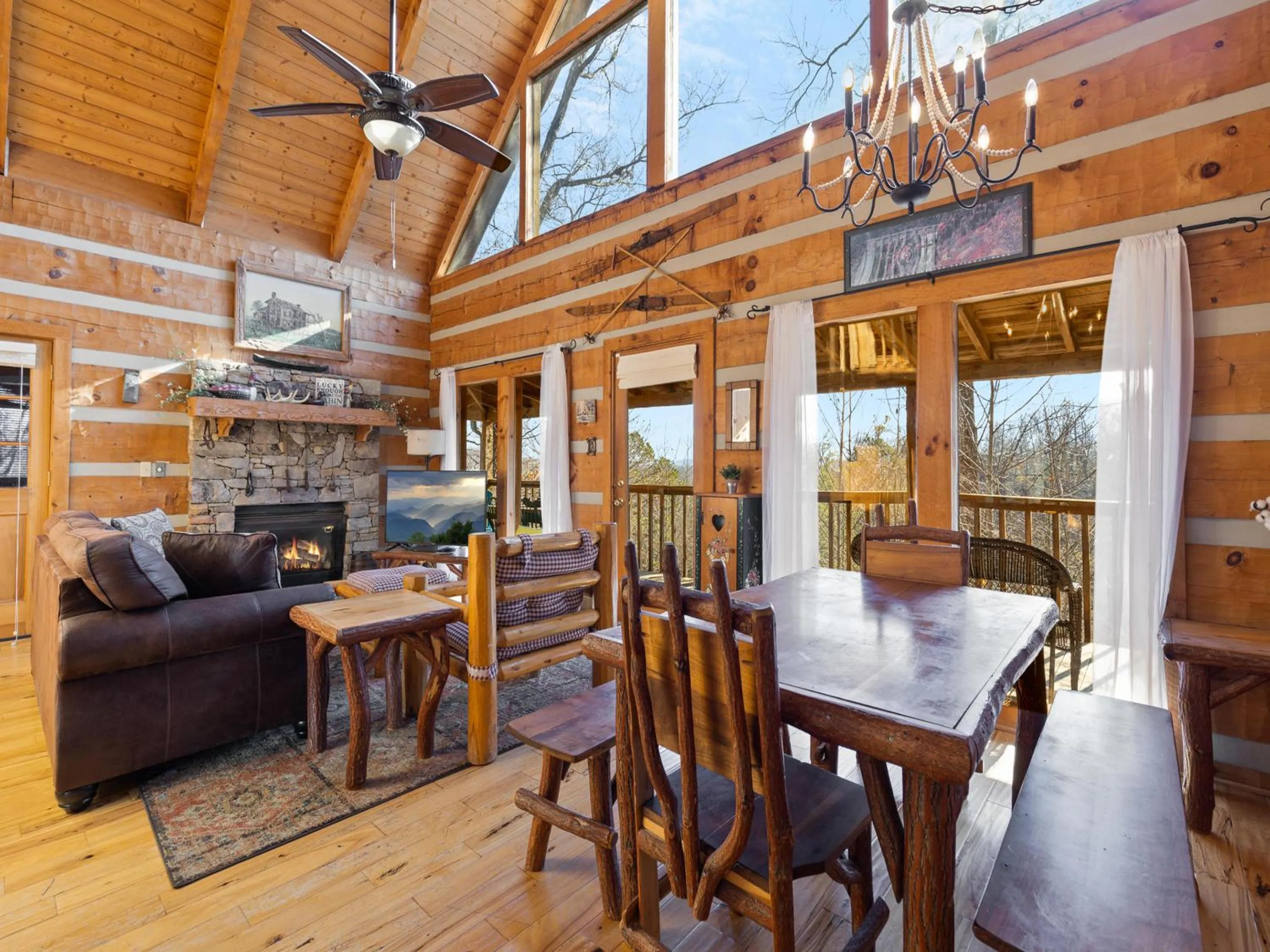 Property building in Little Bear Lookout