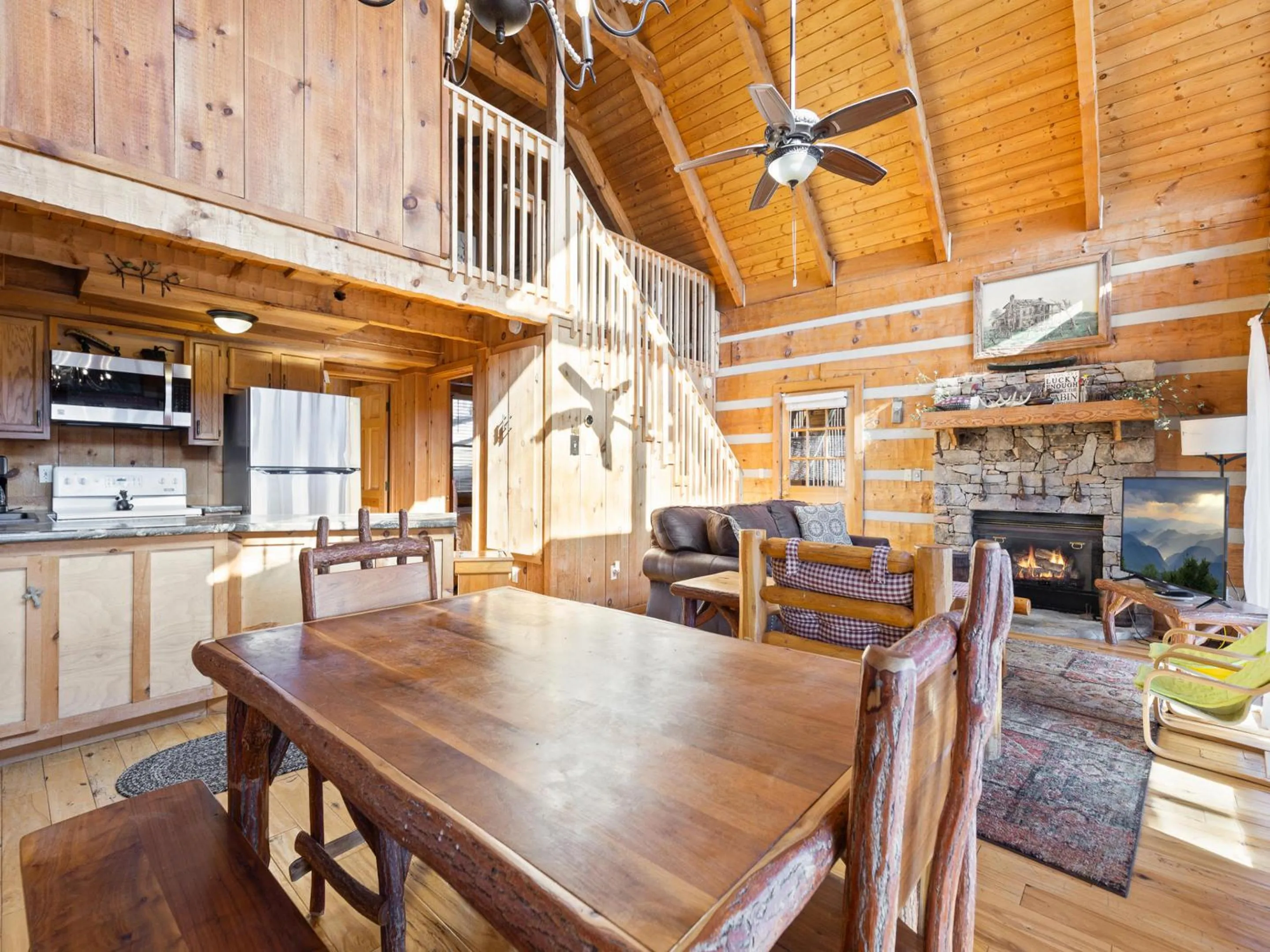 Property building in Little Bear Lookout