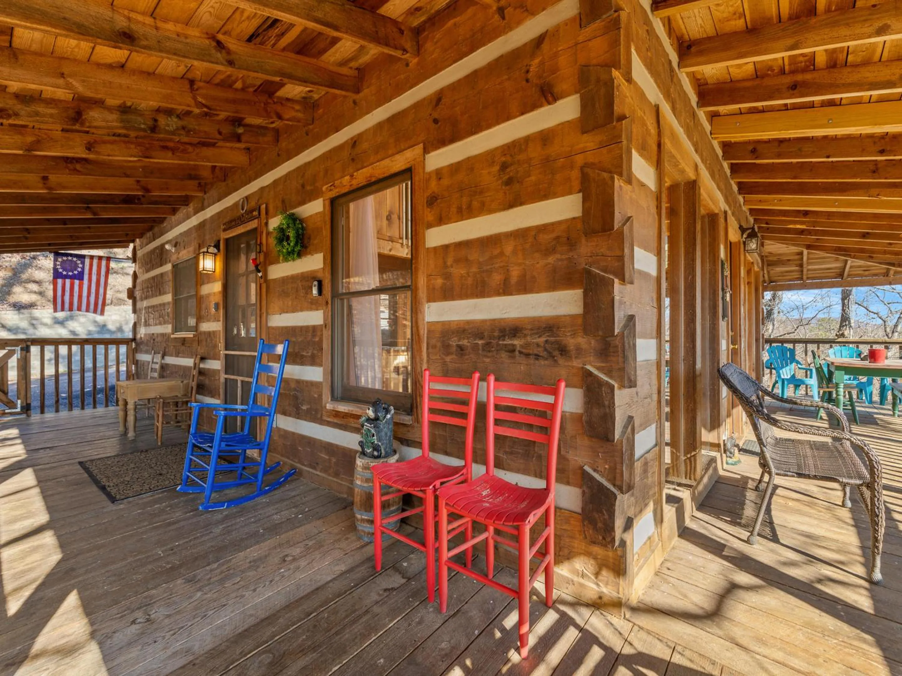 Property building in Little Bear Lookout