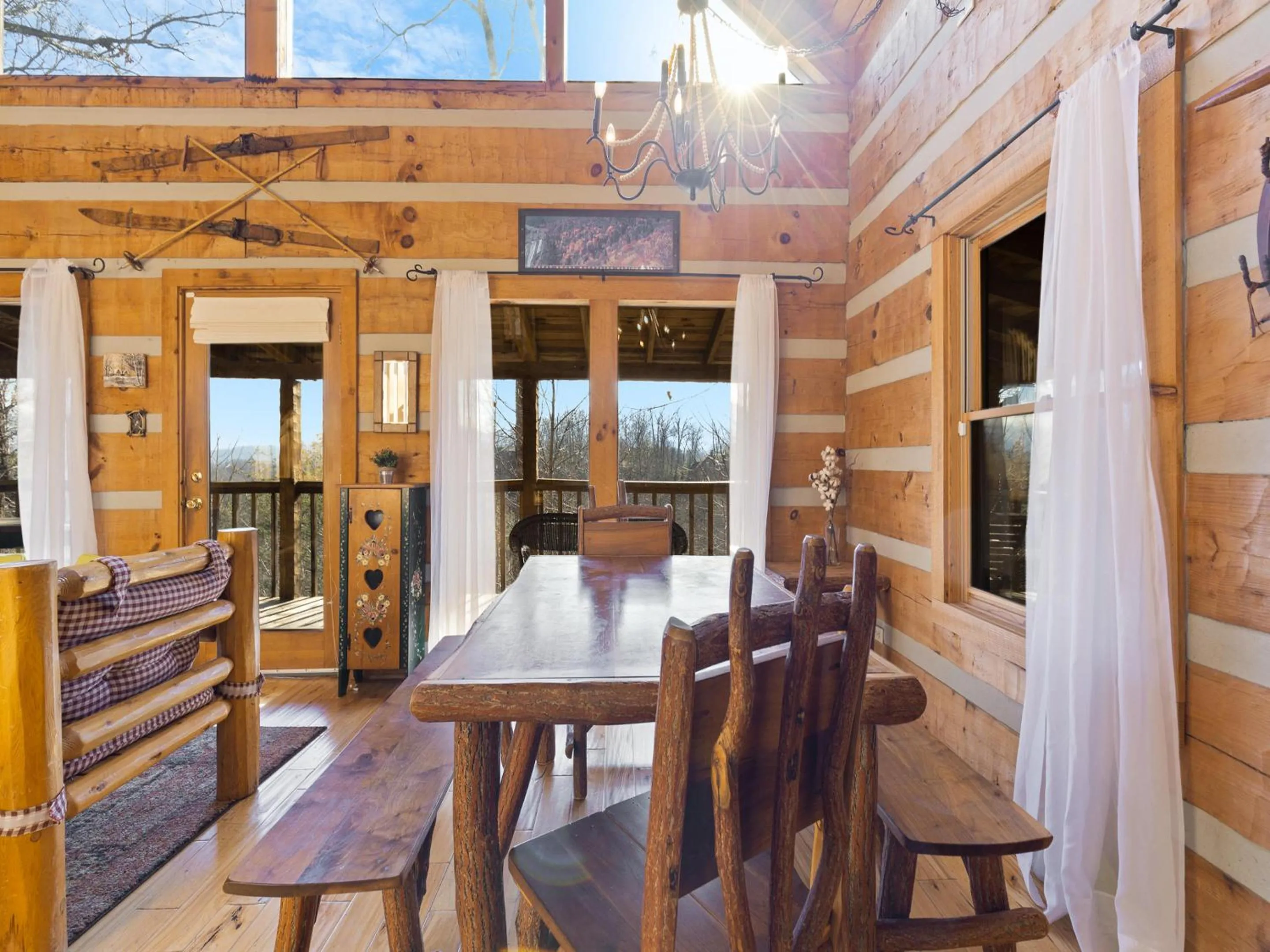 Property building in Little Bear Lookout