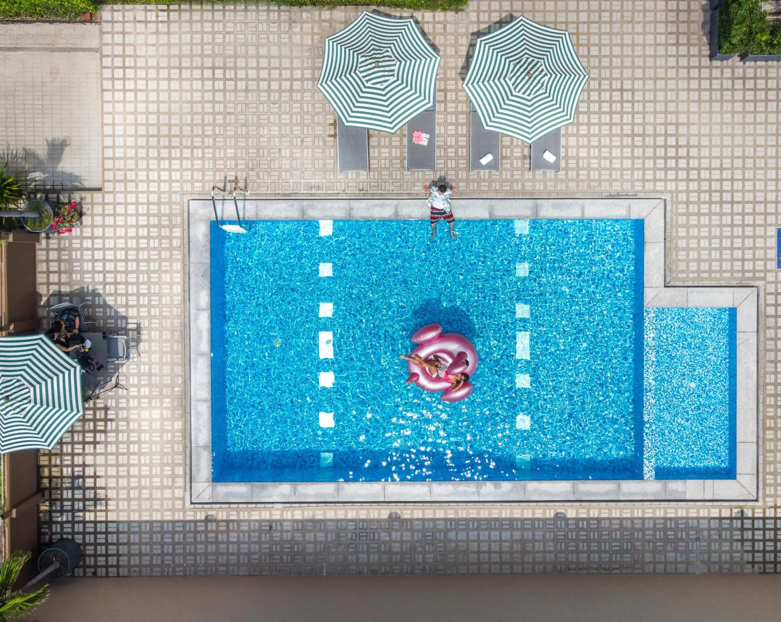 Pool view in Jazzotel Bangkok Pool view in Jazzotel Bangkok