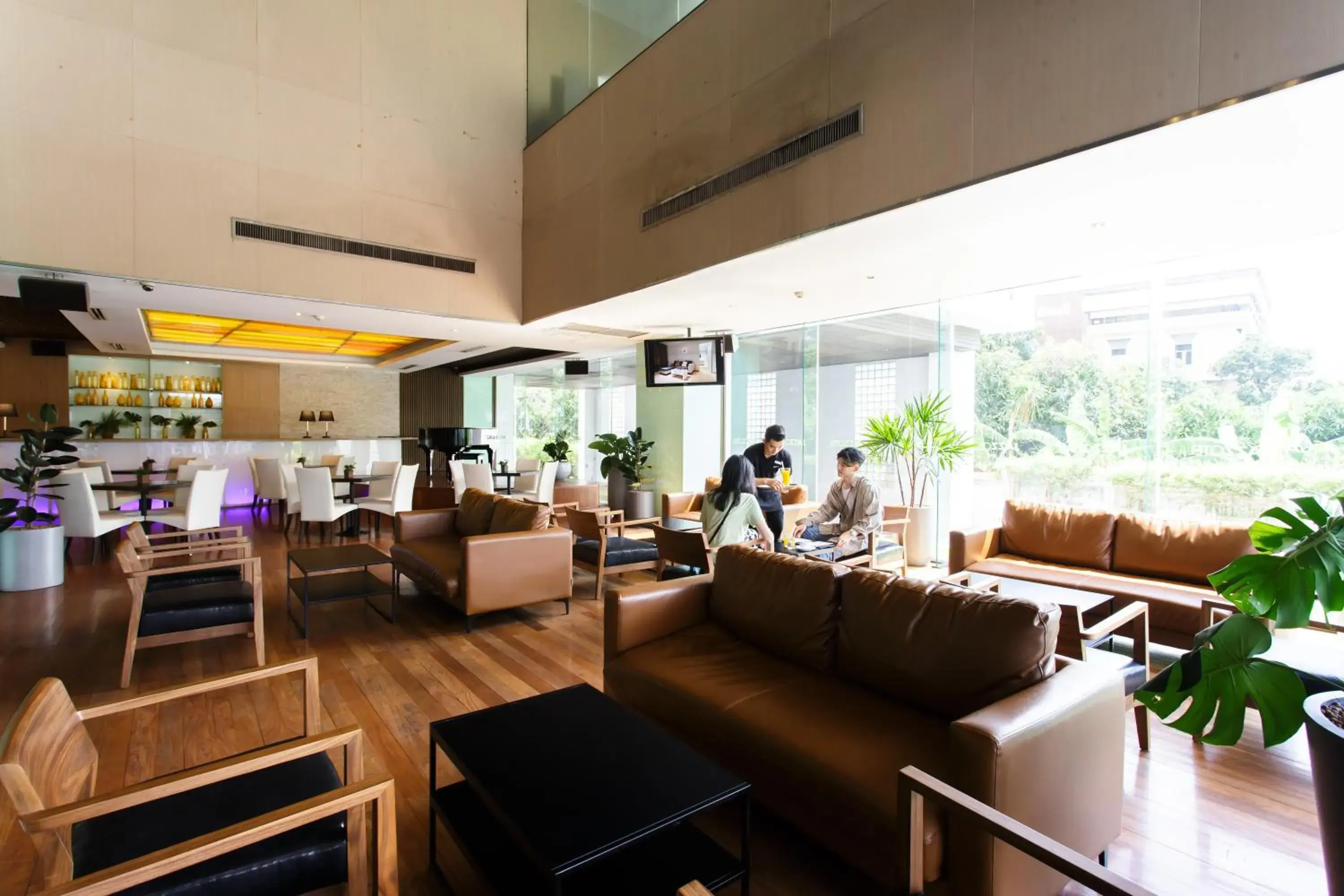 Restaurant/places to eat in Jazzotel Bangkok Restaurant/places to eat in Jazzotel Bangkok
