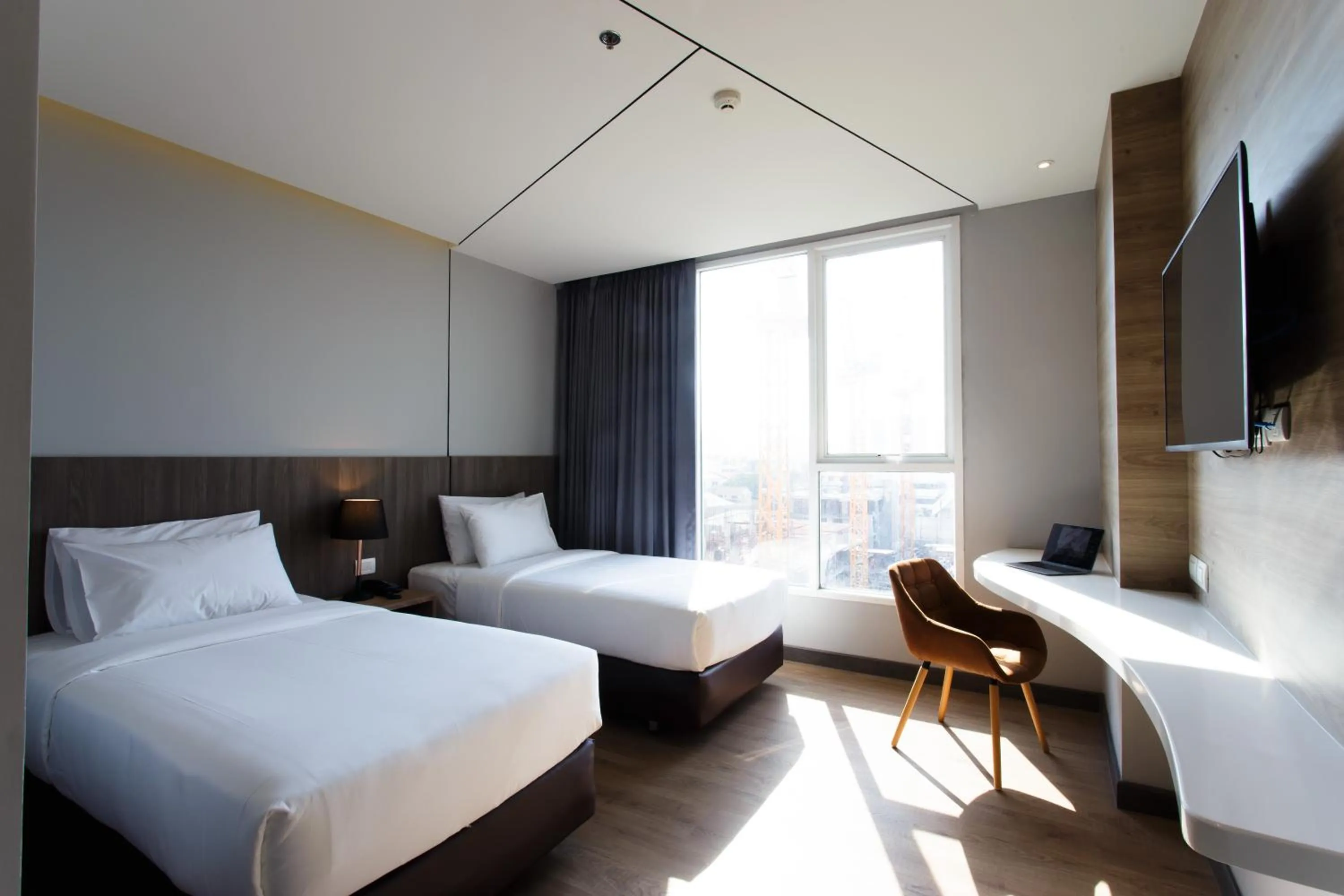 Bed in Jazzotel Bangkok