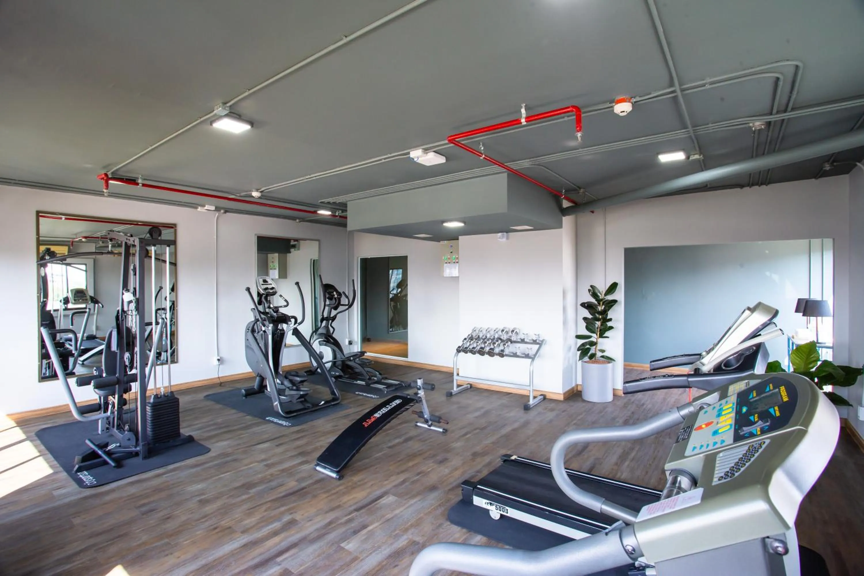 Fitness centre/facilities in Jazzotel Bangkok