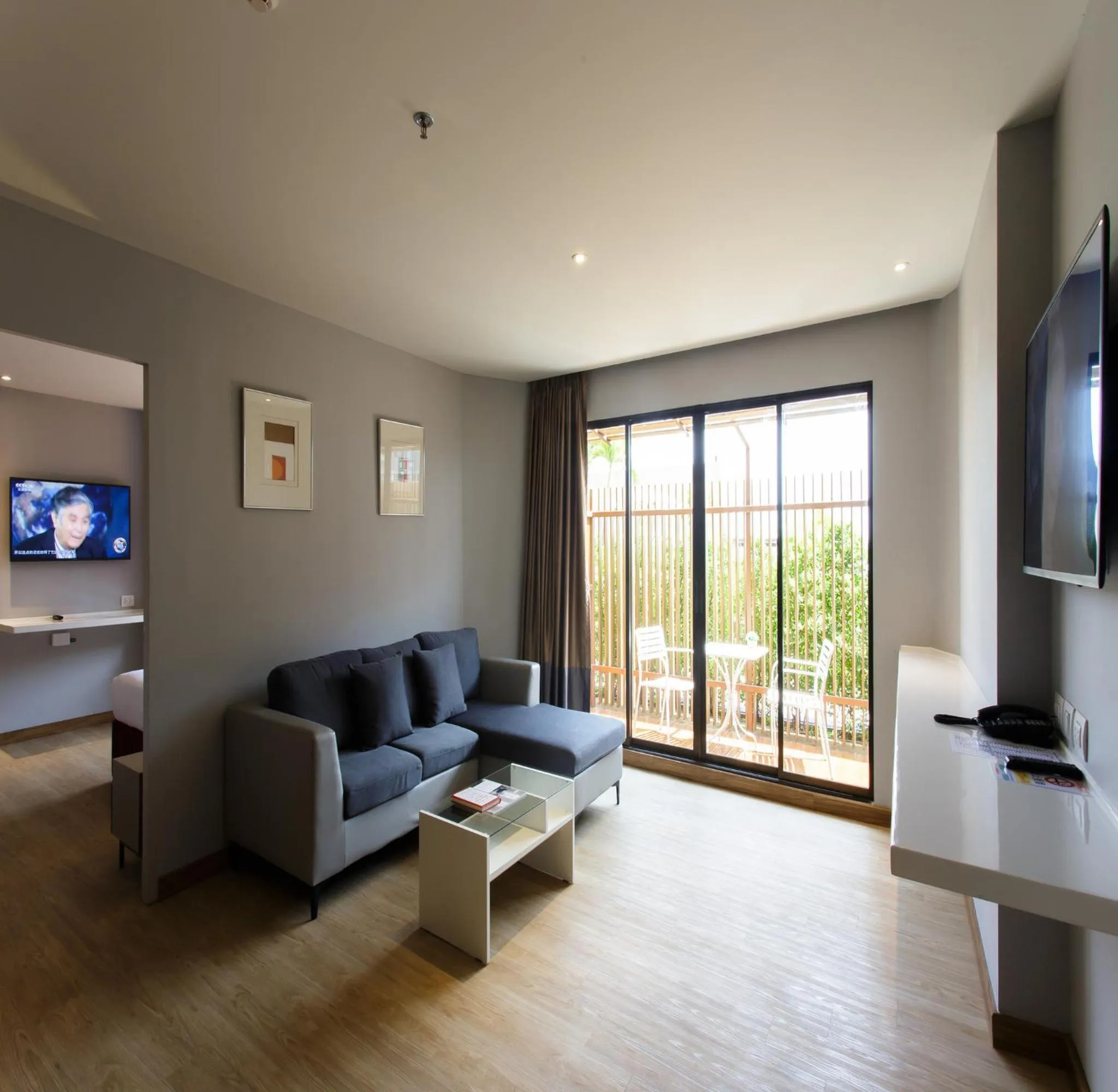 TV and multimedia in Jazzotel Bangkok