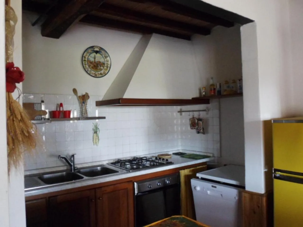 Kitchen or kitchenette in Agriturismo Il Poggiarello