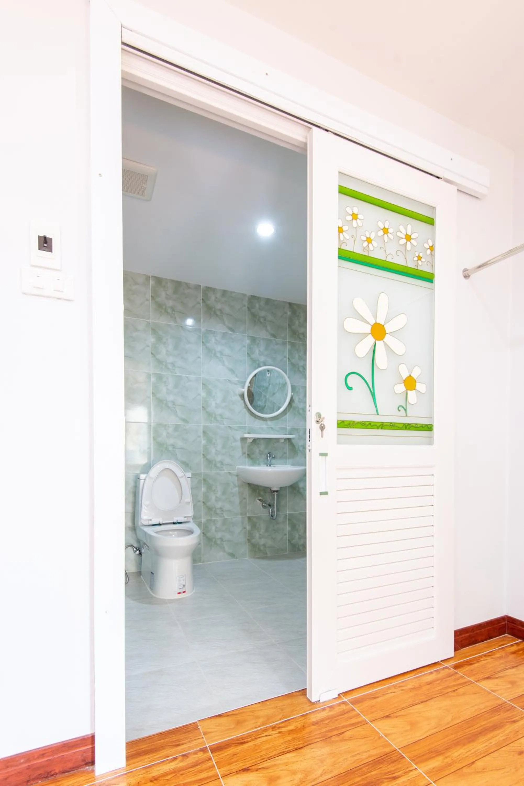 Toilet in Chiang Kham Ruk Khun Hotel