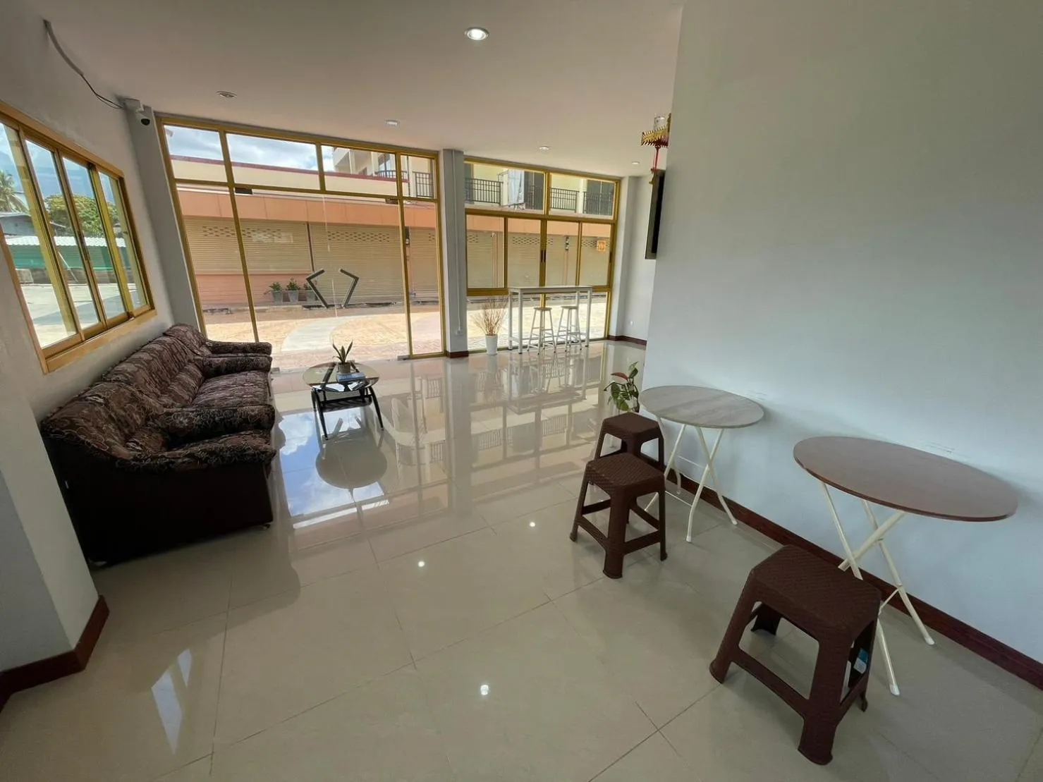 Living room in Chiang Kham Ruk Khun Hotel