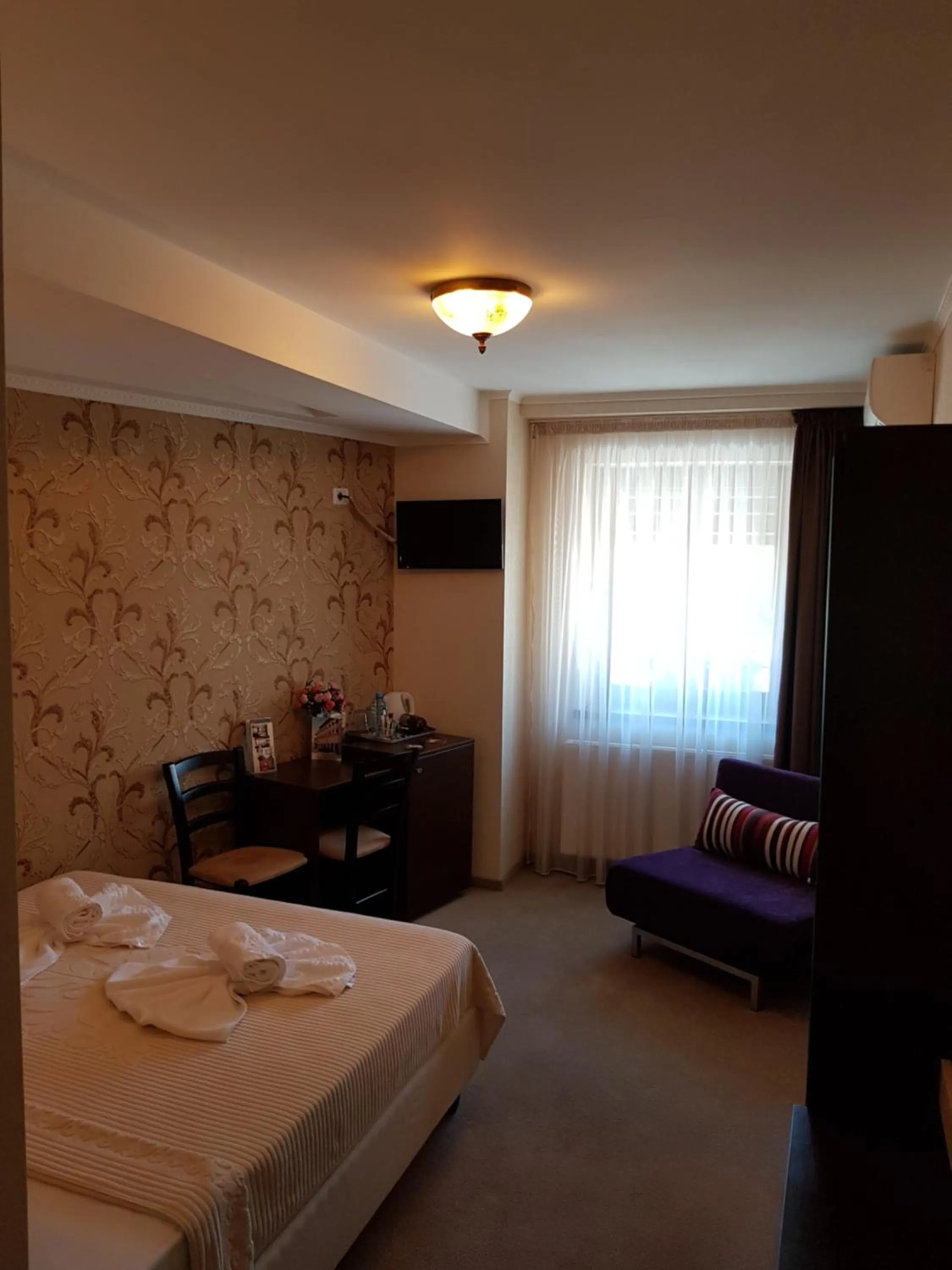 Photo of the whole room, Bed in Villa Anticus (Adults Only)