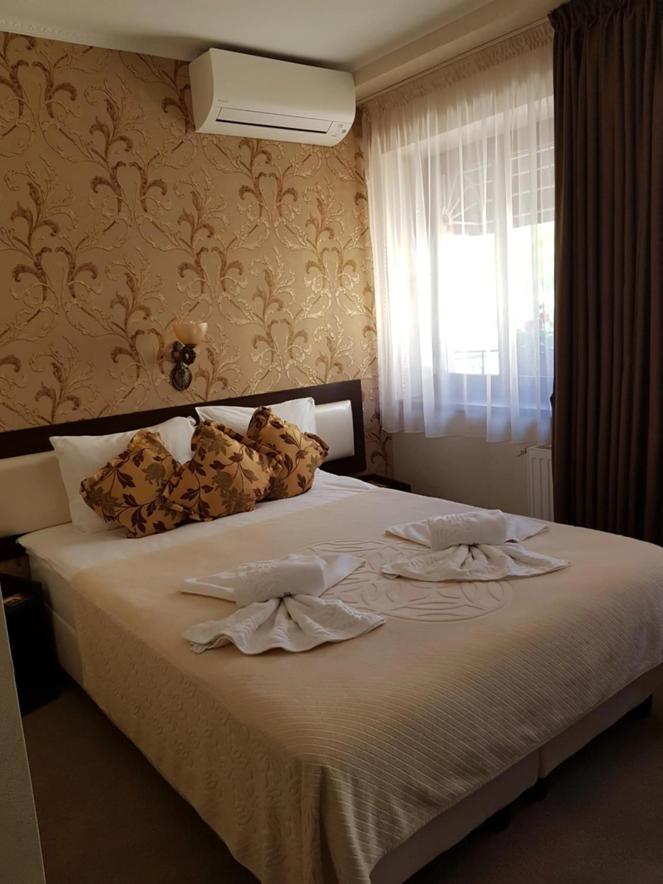 Photo of the whole room, Bed in Villa Anticus (Adults Only)