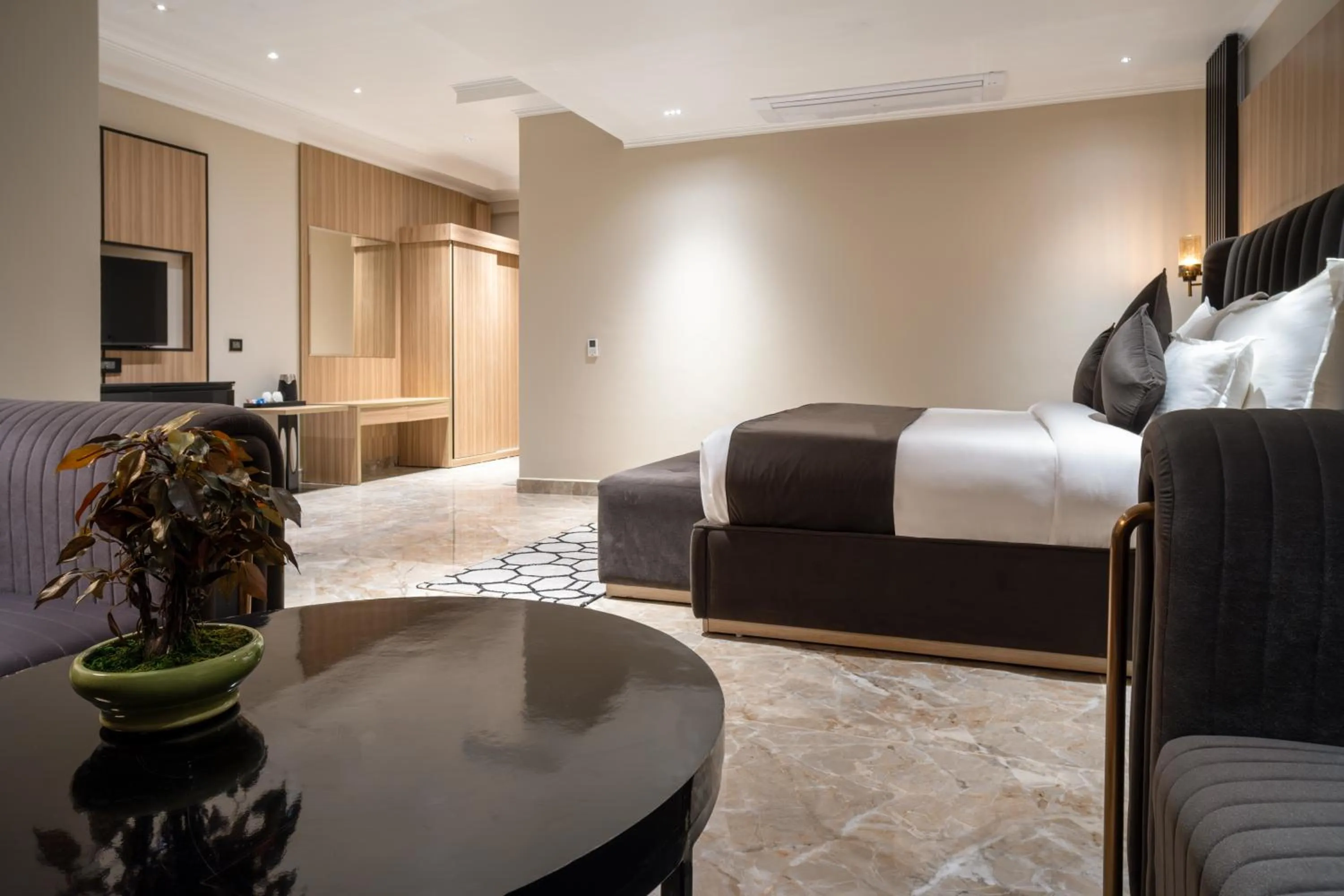 Bedroom, Bed in Alpine hotel and villas