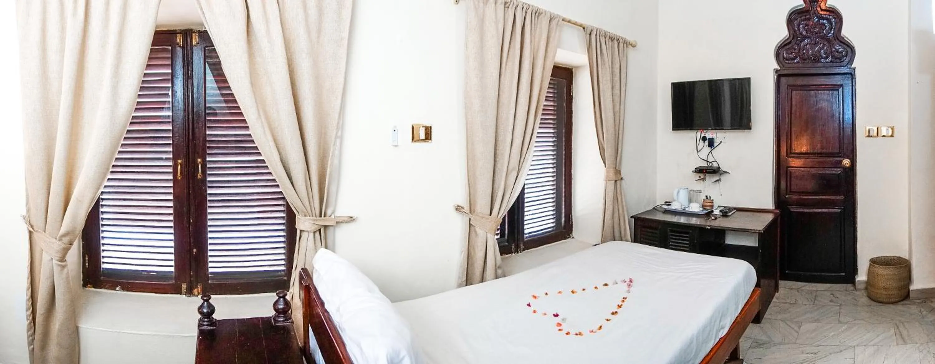 Bed in Al Johari Hotel & Spa