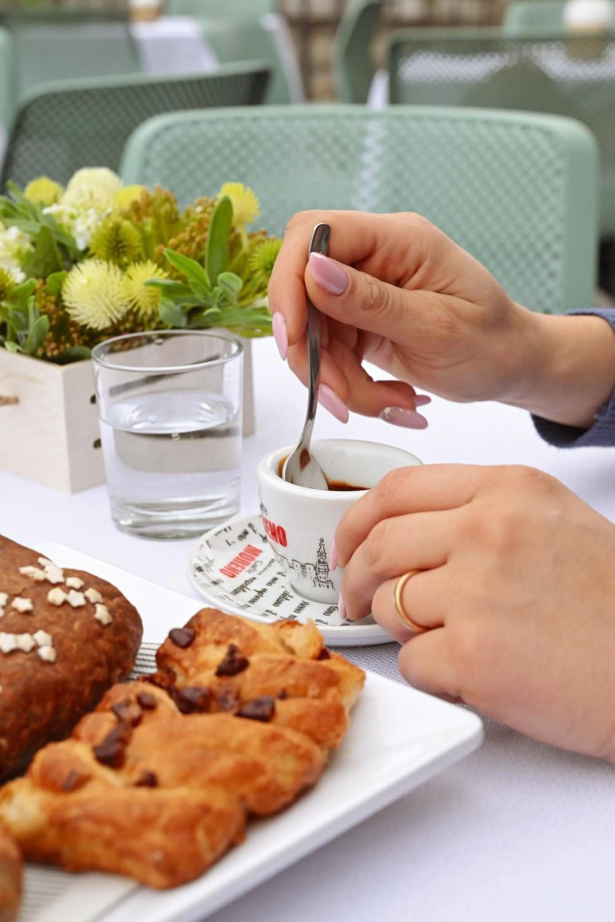 Food and drinks in Hotel Mastrodattia