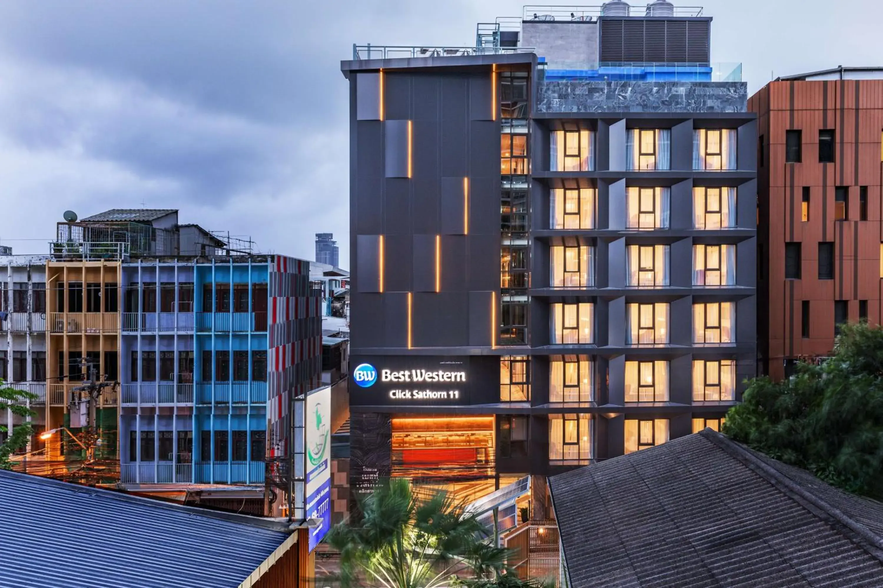 Property building in Best Western Click Sathorn 11 Bangkok Property building in Best Western Click Sathorn 11 Bangkok