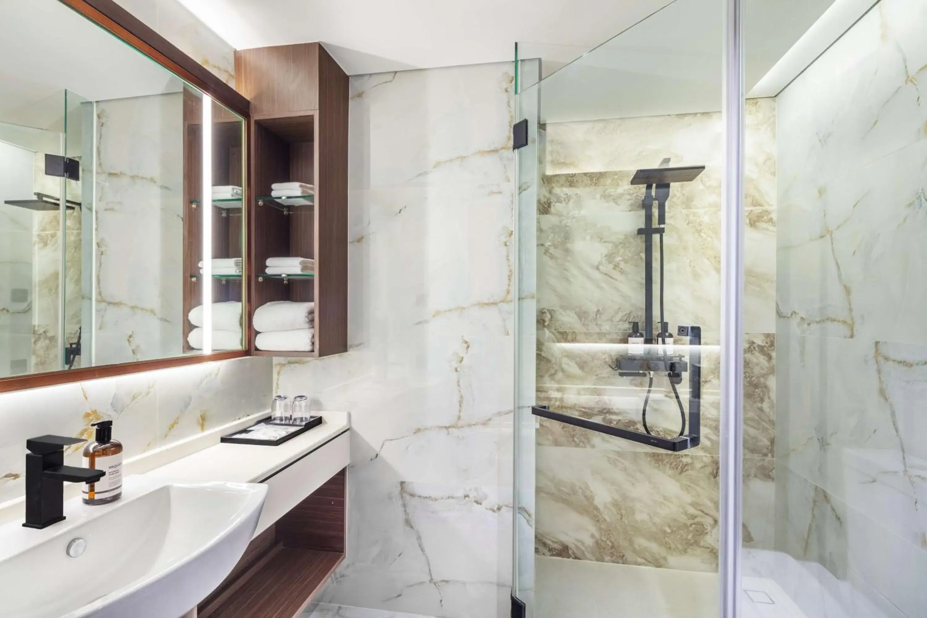 Bathroom in Best Western Click Sathorn 11 Bangkok Bathroom in Best Western Click Sathorn 11 Bangkok