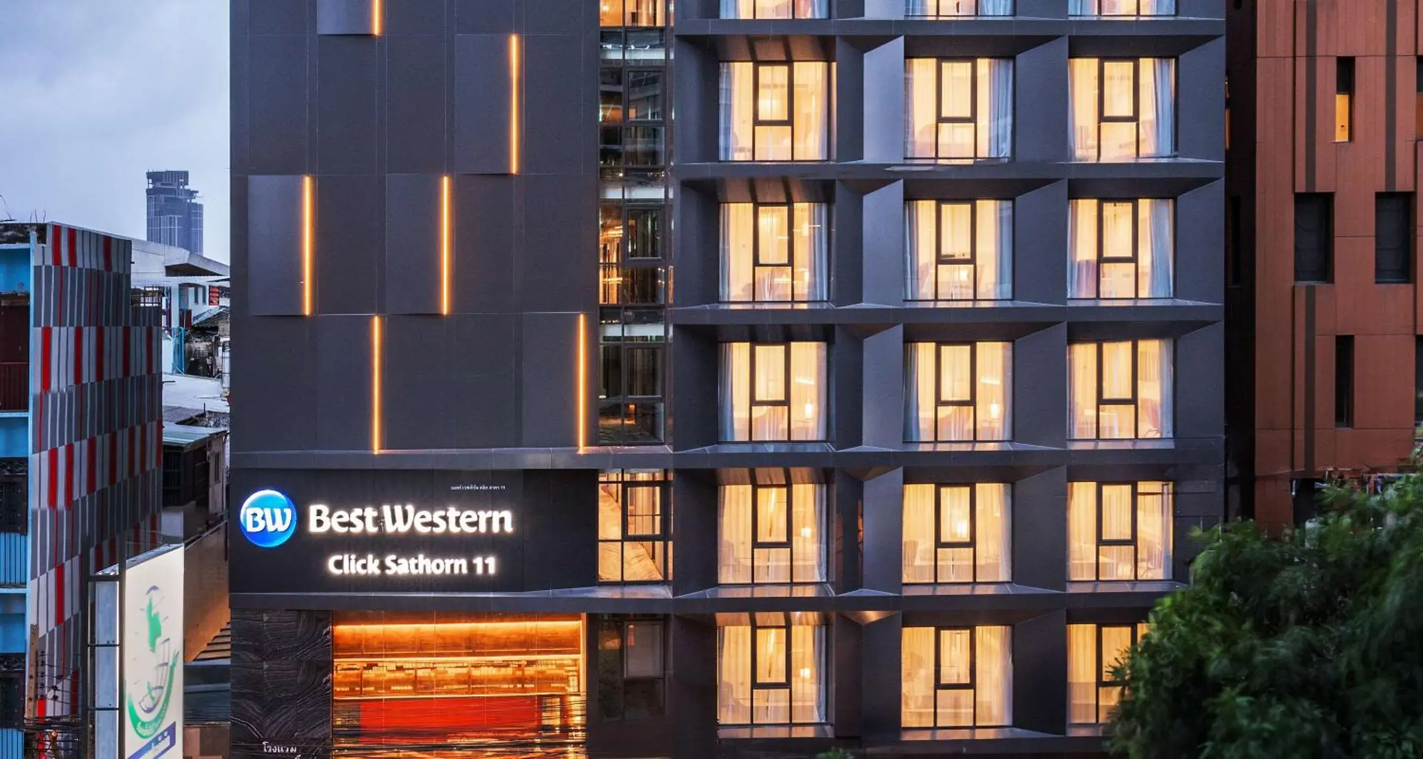 Property building in Best Western Click Sathorn 11 Bangkok Property building in Best Western Click Sathorn 11 Bangkok