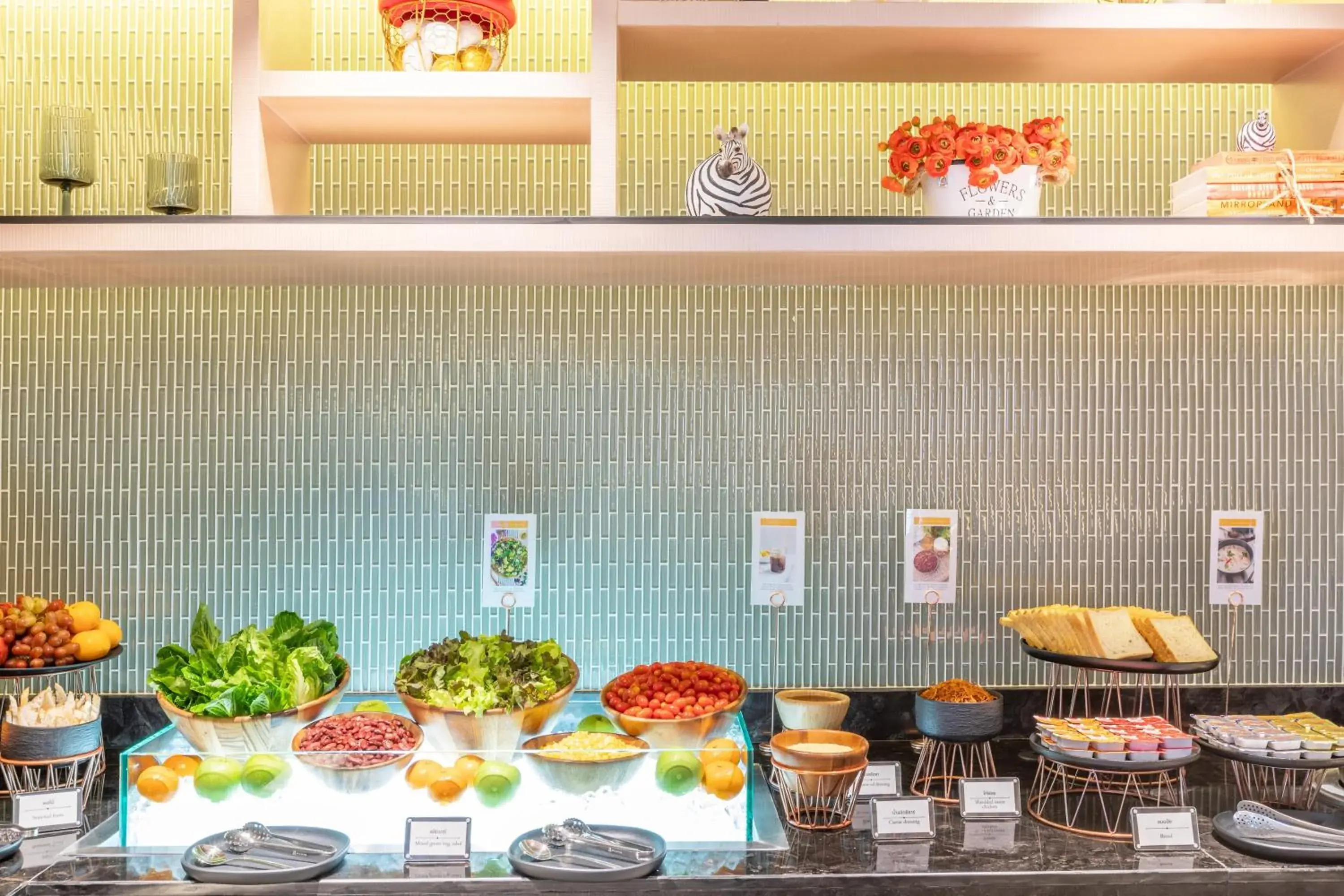 Restaurant/places to eat in Best Western Click Sathorn 11 Bangkok Restaurant/places to eat in Best Western Click Sathorn 11 Bangkok