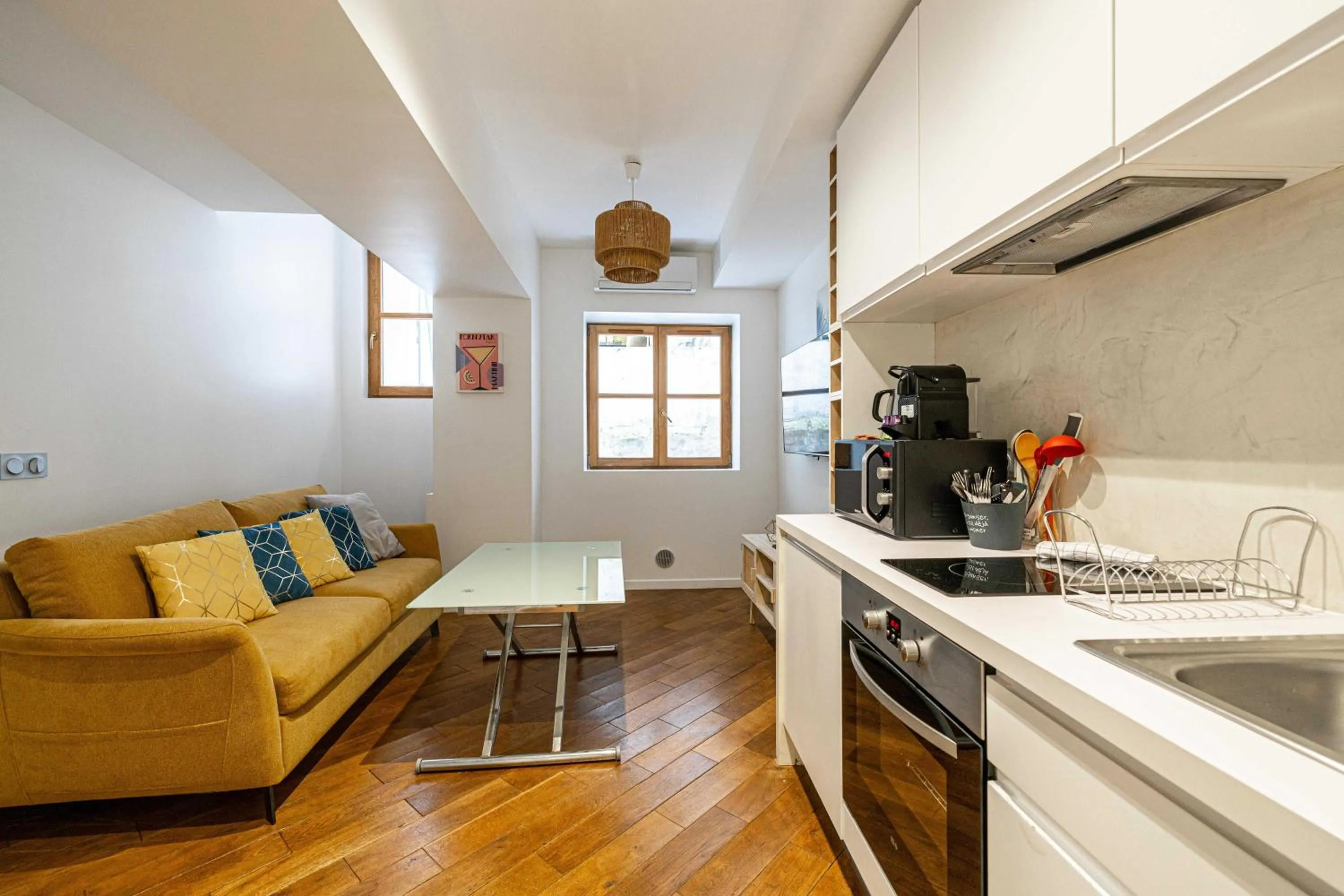 Kitchen or kitchenette in Renovated apartment - Cannes Meynadier