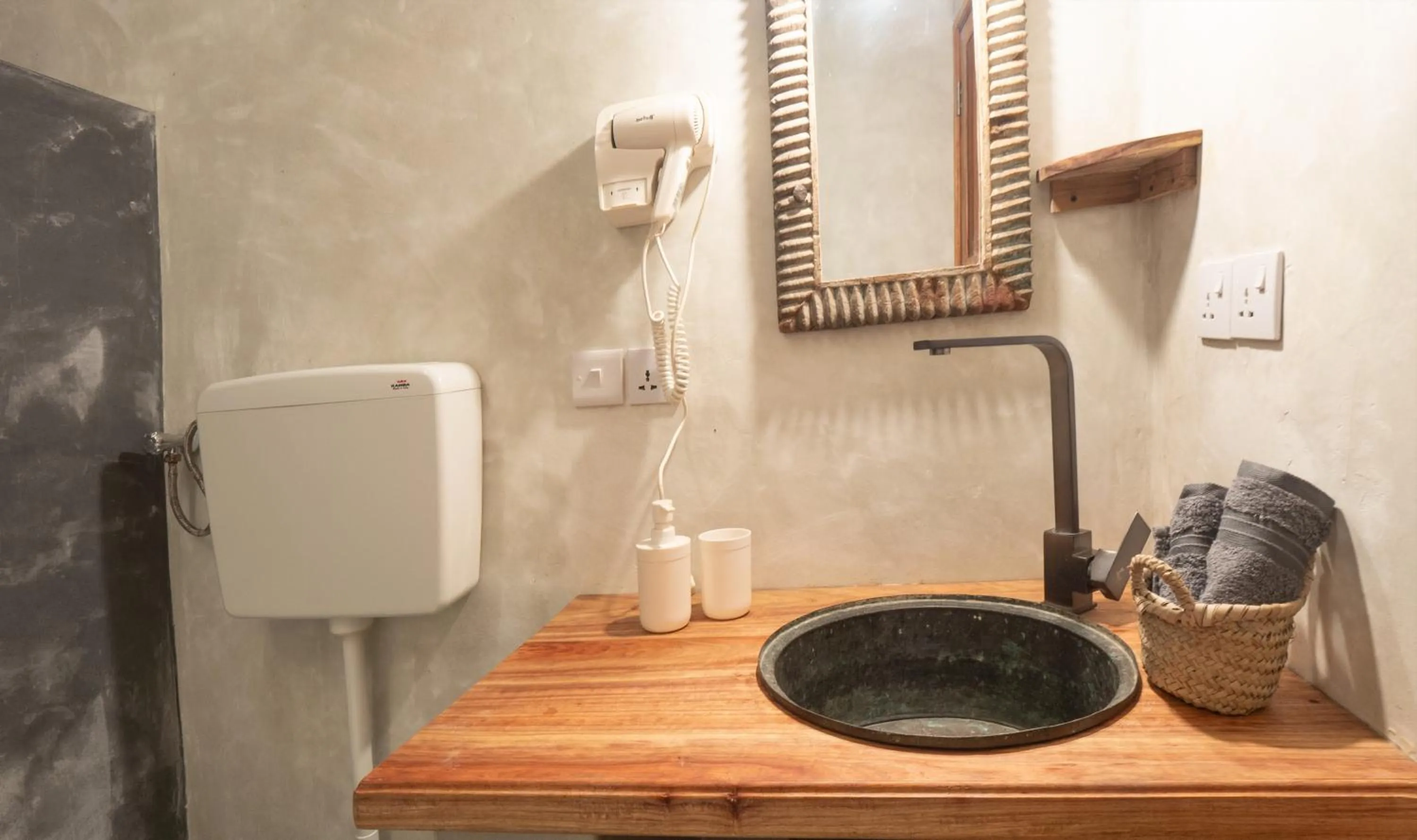 Bathroom in Bahari Beach Bungalows