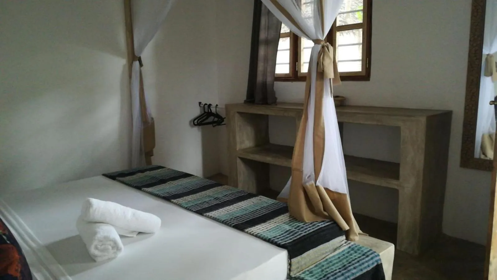 Bedroom, Bed in Bahari Beach Bungalows