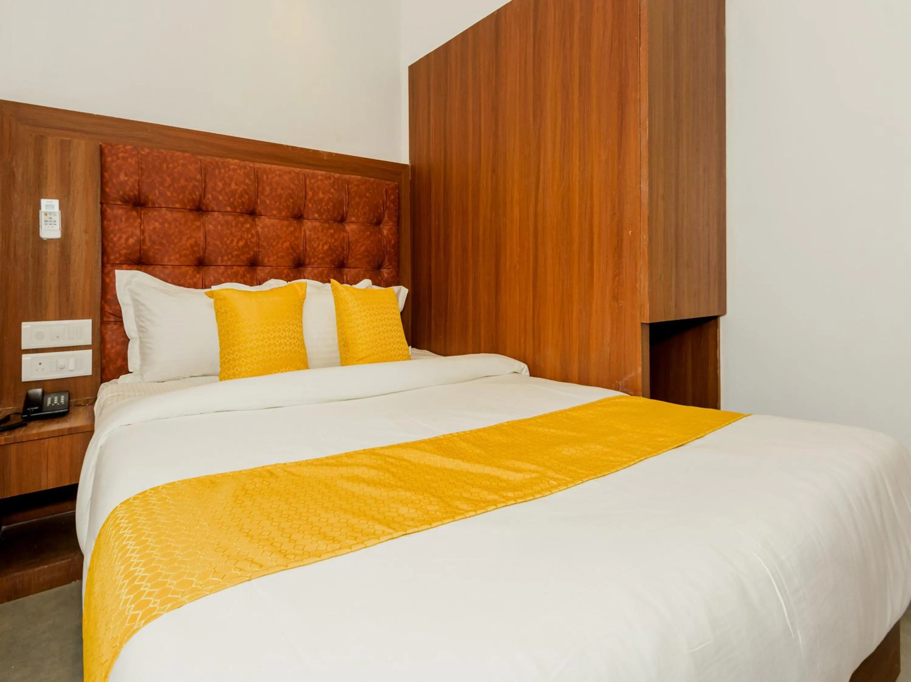 Bed in Hotel Zillion Executive - Kurla West Mumbai