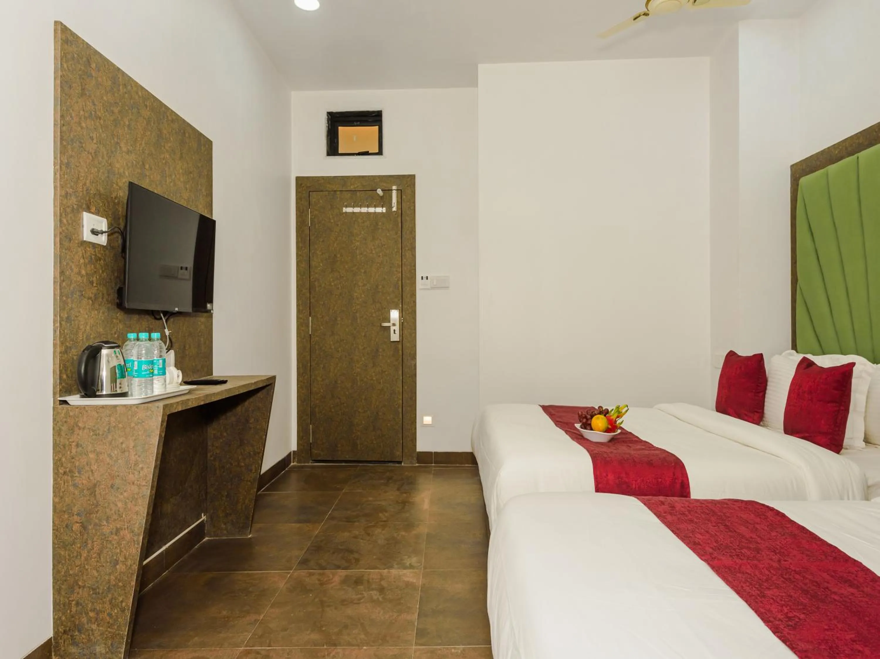 Bed in Hotel Zillion Executive - Kurla West Mumbai