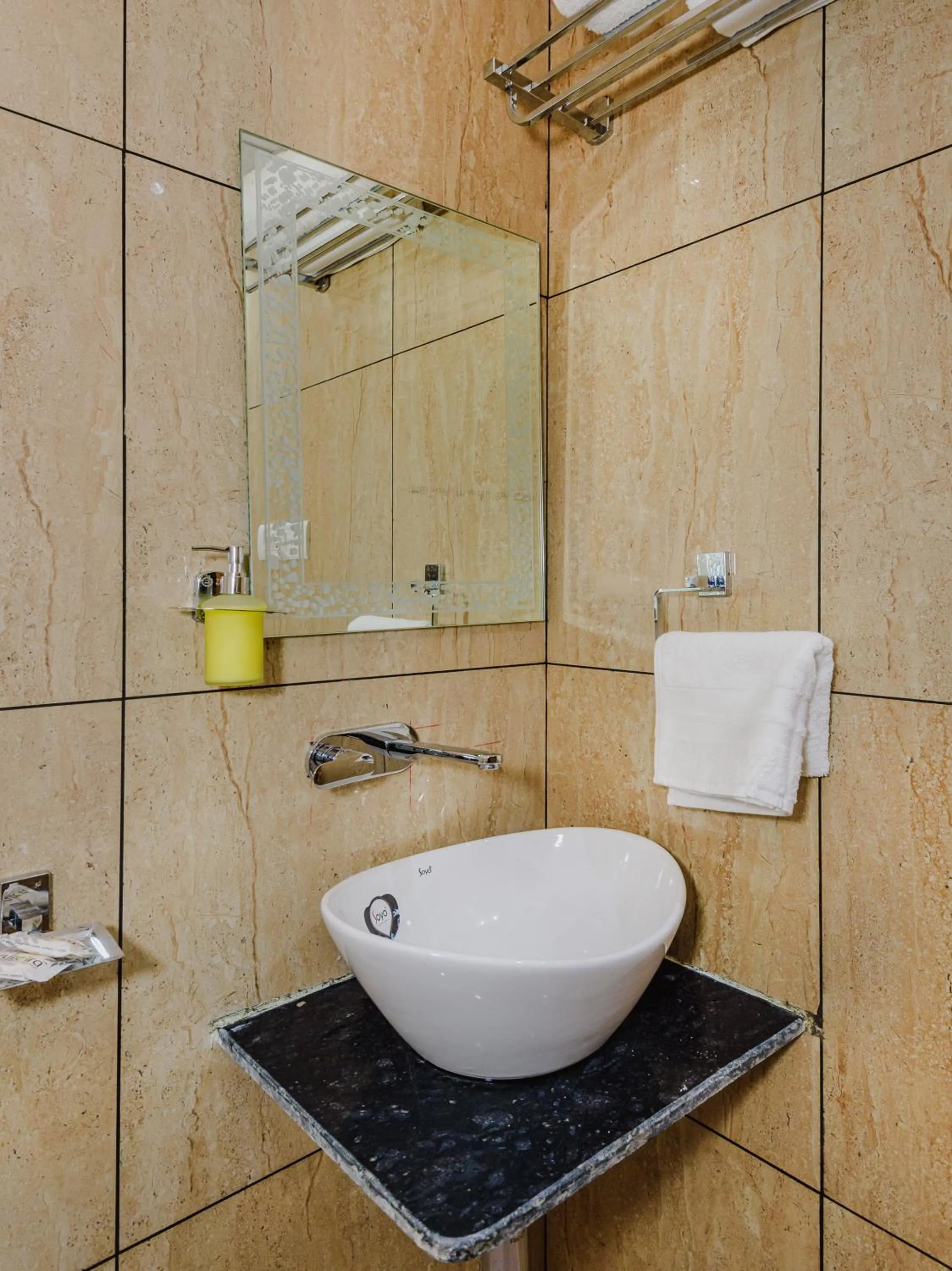 Shower in Hotel Zillion Executive - Kurla West Mumbai