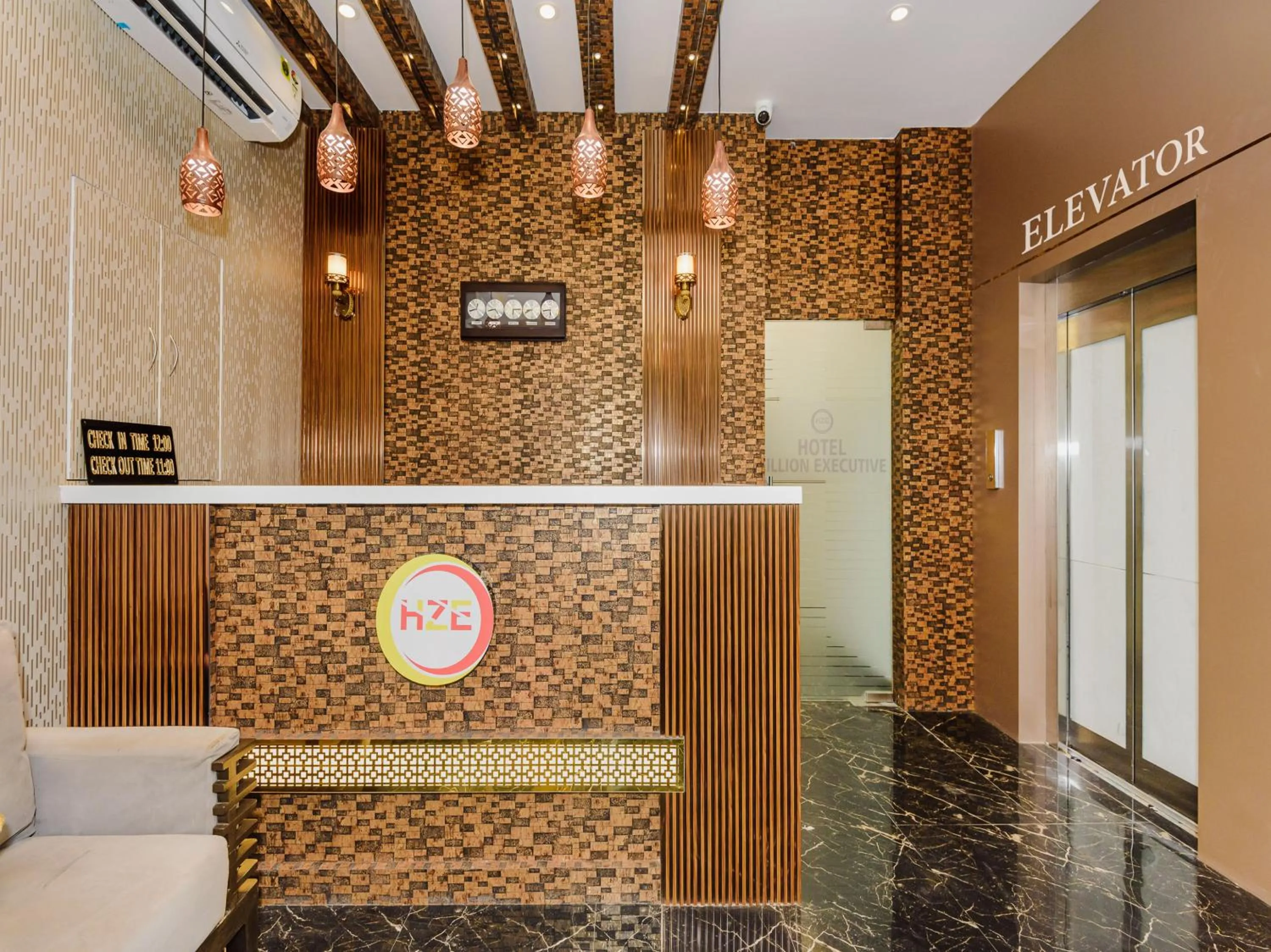 Lobby or reception in Hotel Zillion Executive - Kurla West Mumbai