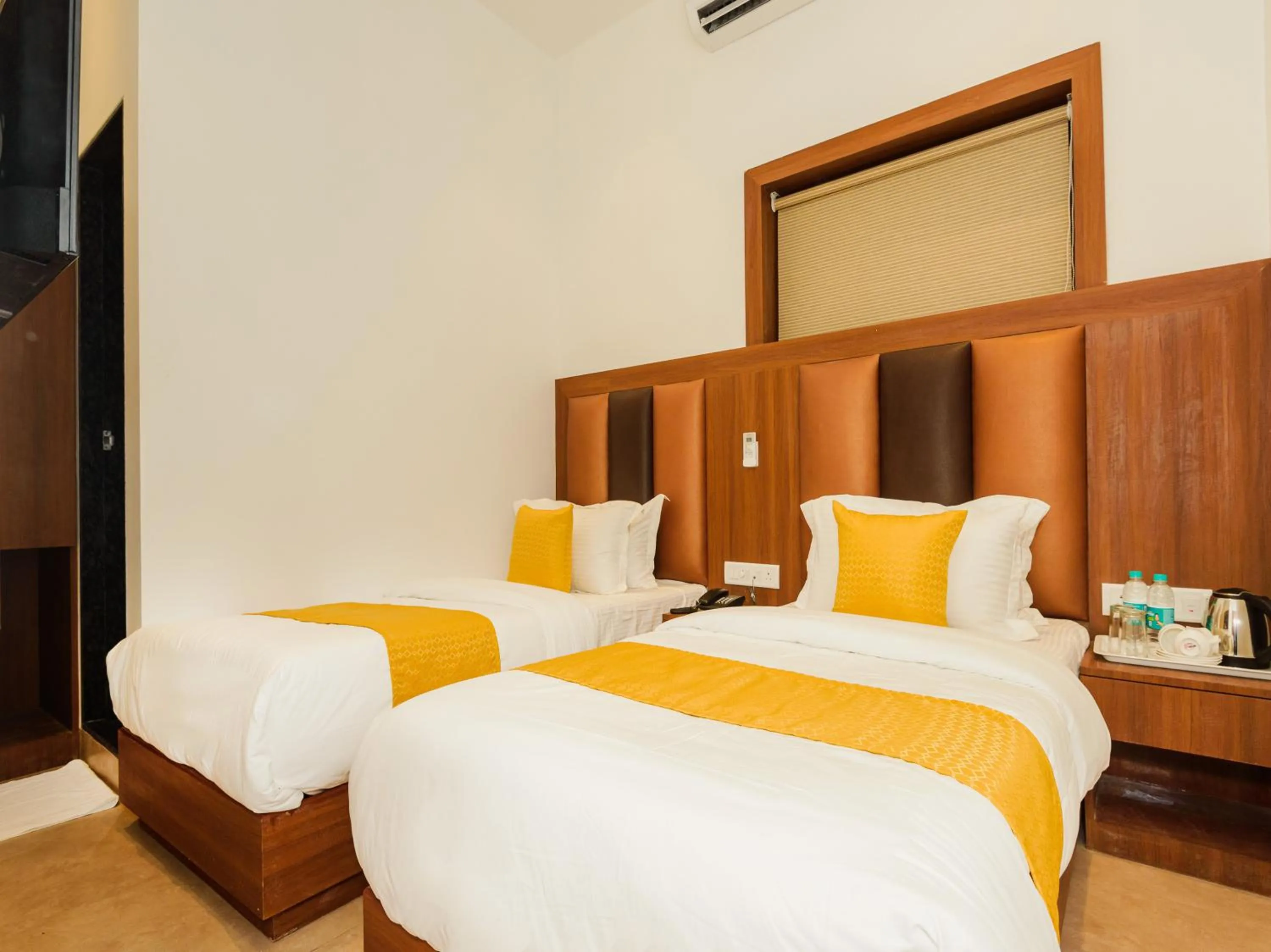 Bed in Hotel Zillion Executive - Kurla West Mumbai