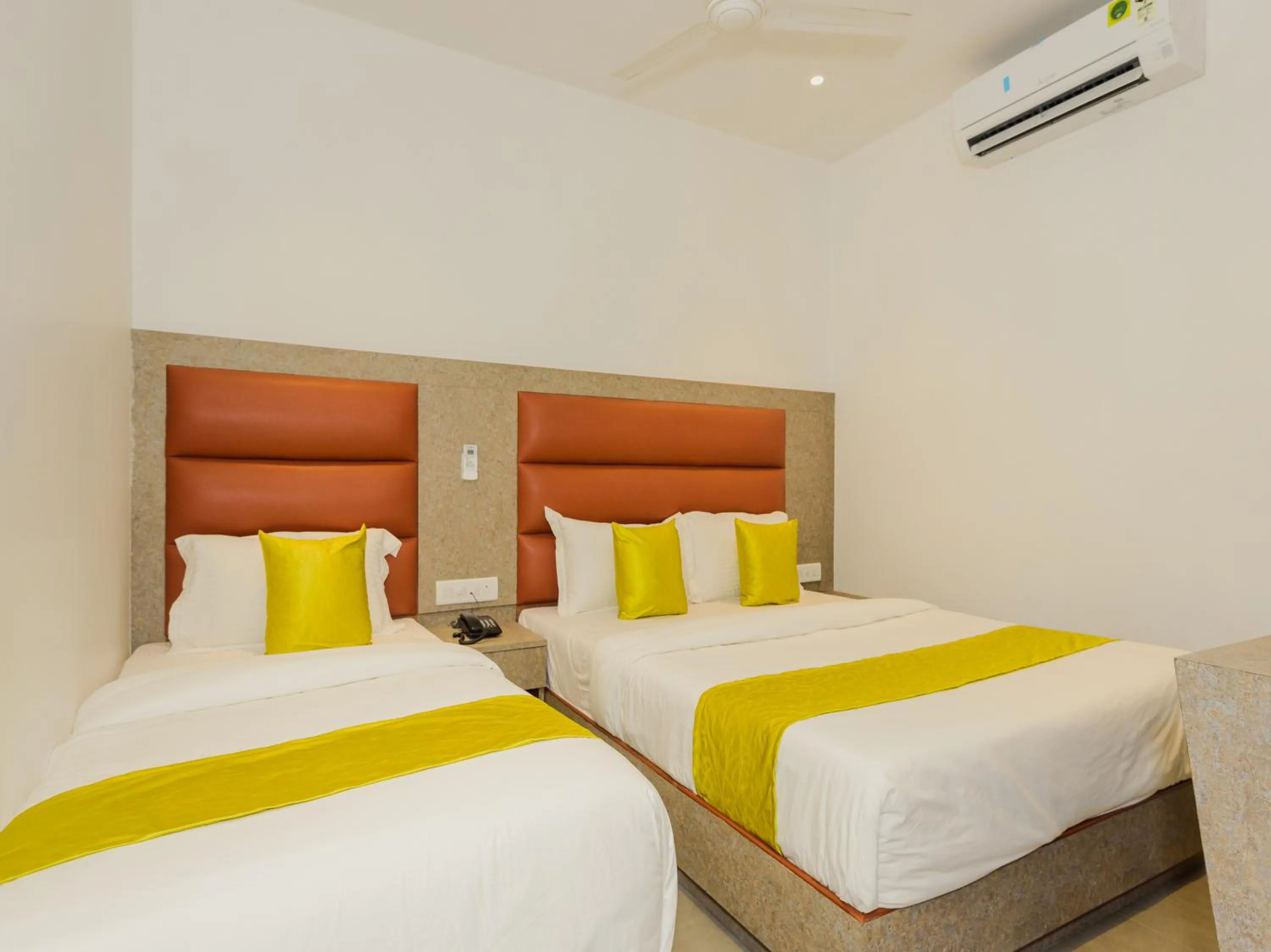Bed in Hotel Zillion Executive - Kurla West Mumbai