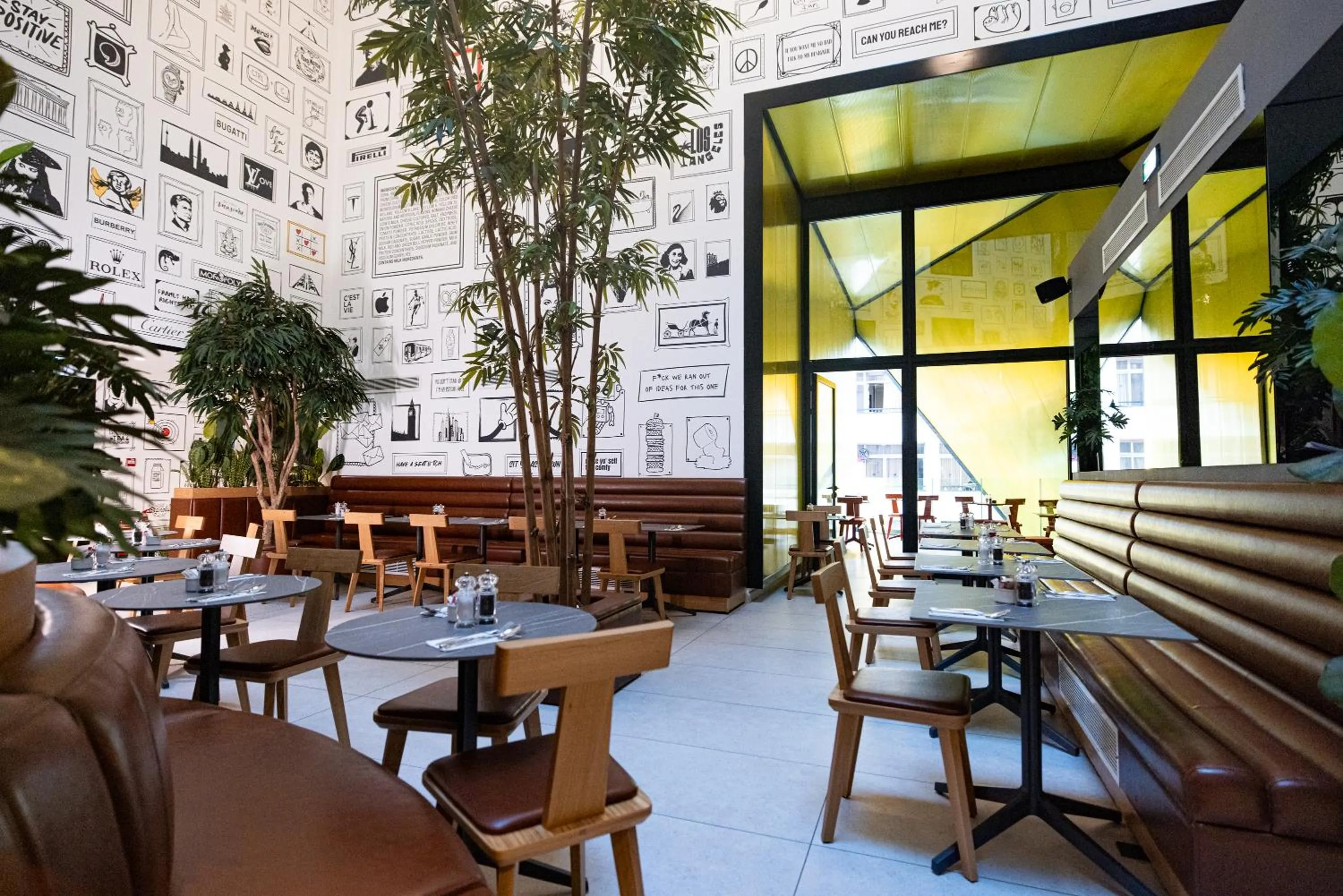 Restaurant/places to eat in SO City Hotel Adults Only