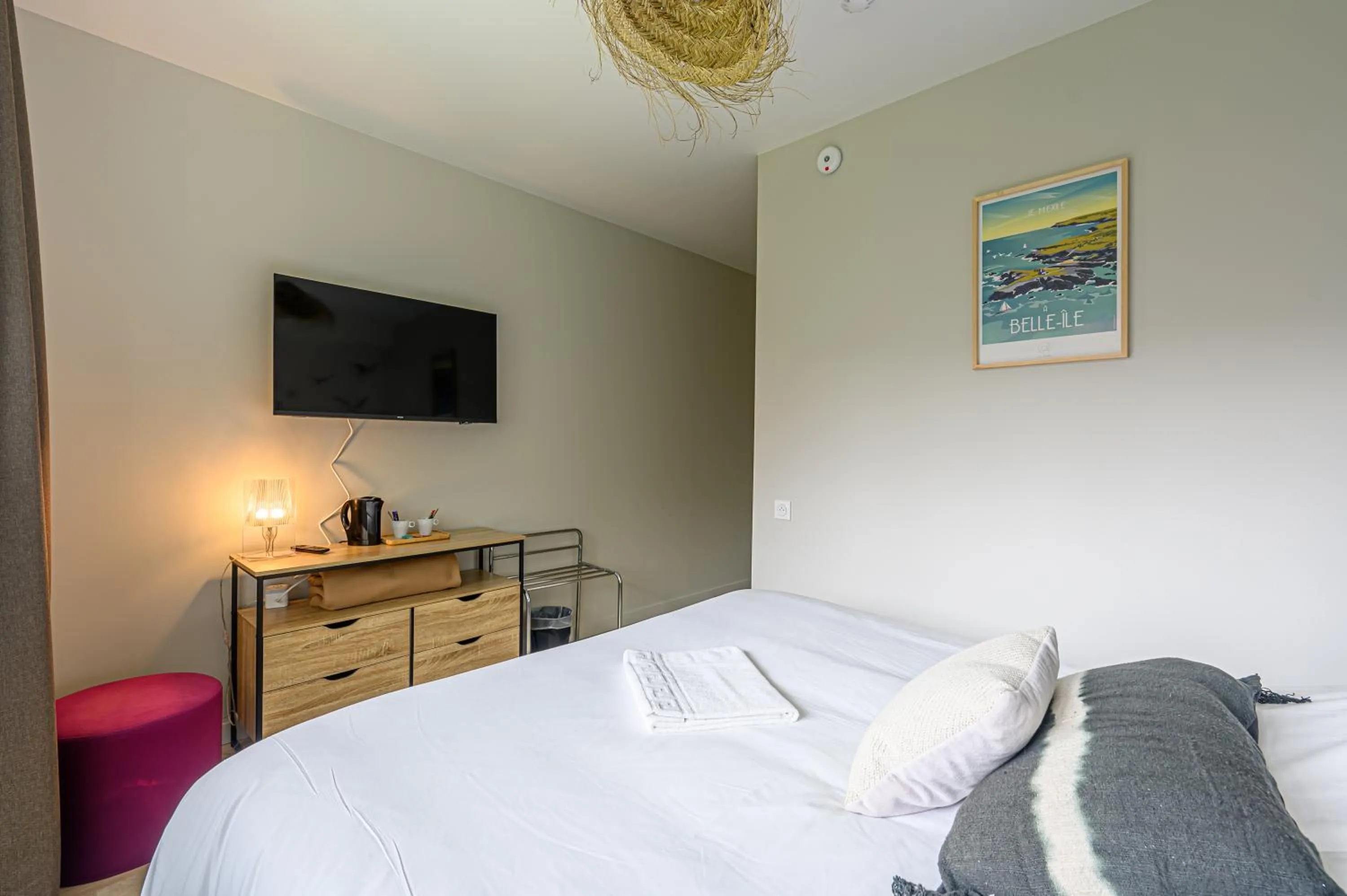 Bedroom, Bed in Naéco Erdeven