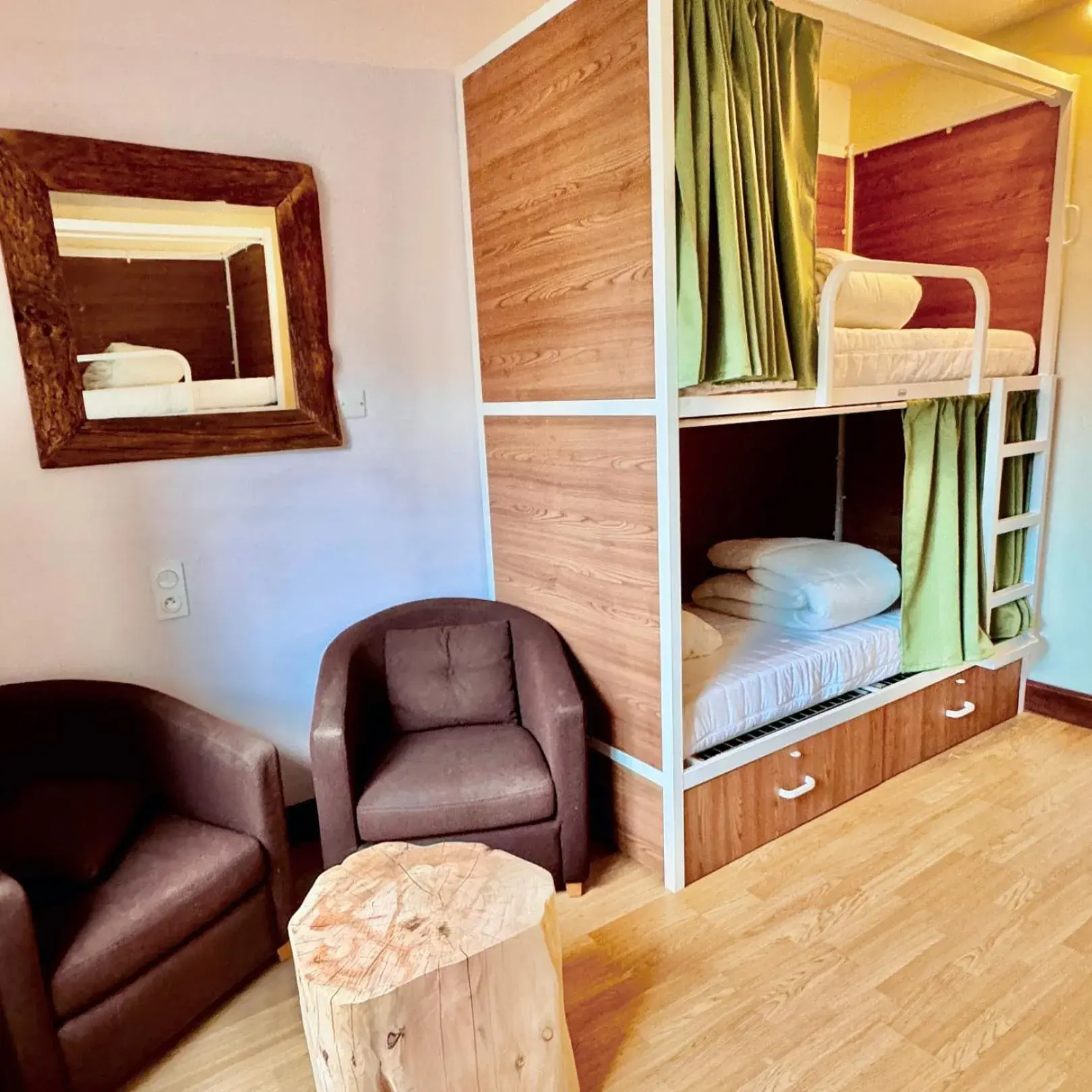 Bed in 4-Bed Female Dormitory Room in Naéco Erdeven Bed in 4-Bed Female Dormitory Room in Naéco Erdeven