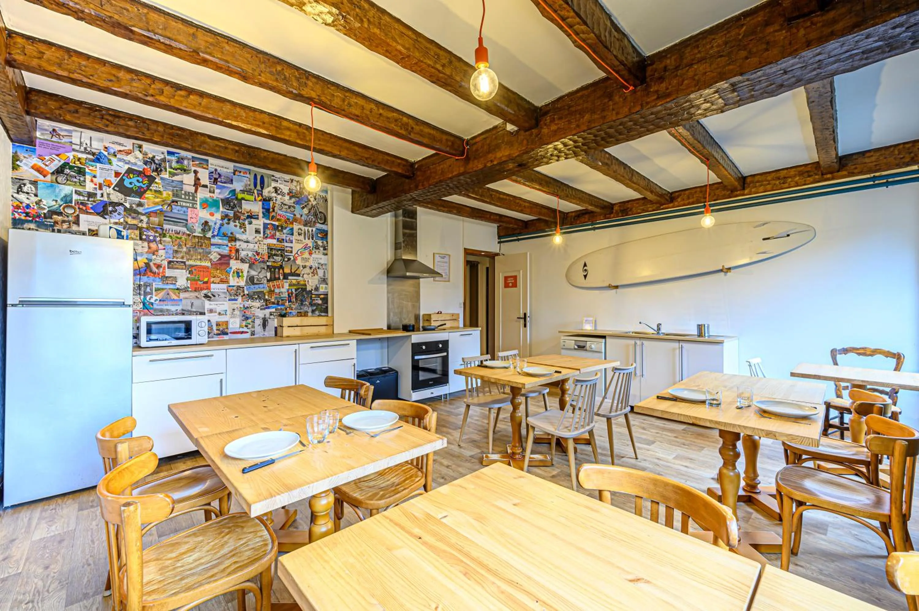 Communal kitchen in Naéco Erdeven