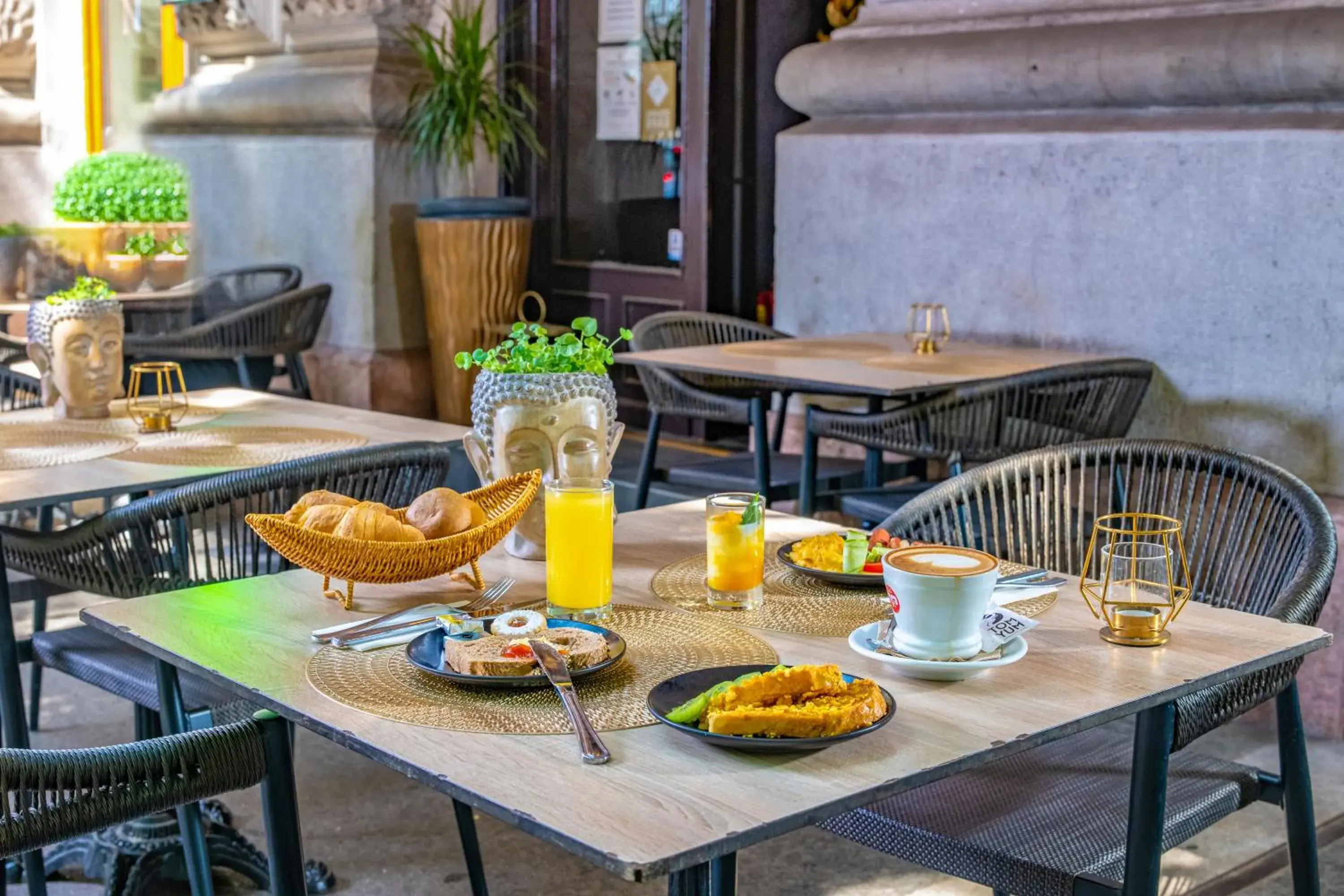 Property building in Andrassy Thai Hotel Property building in Andrassy Thai Hotel