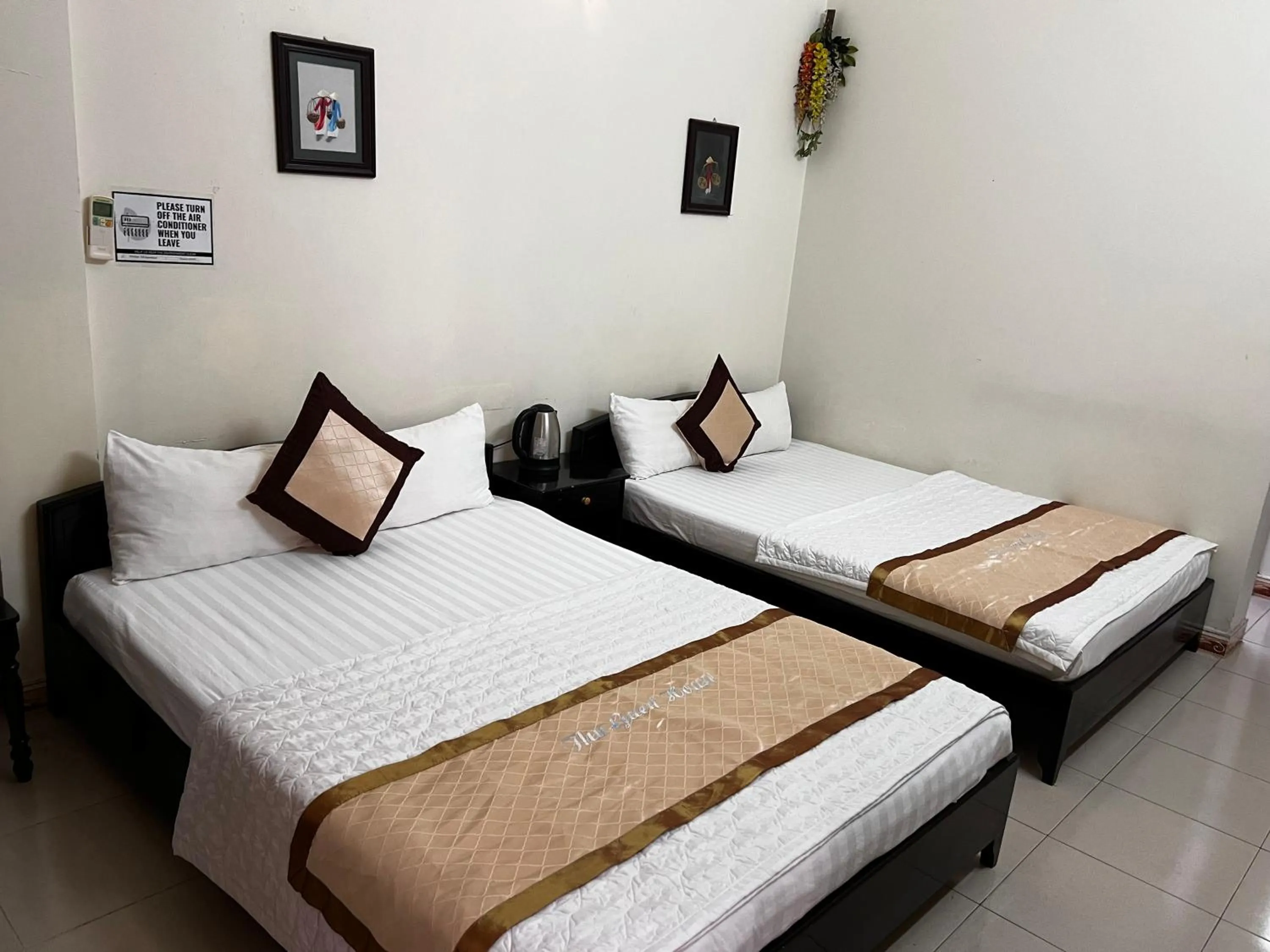 Bed in Thu Guest House