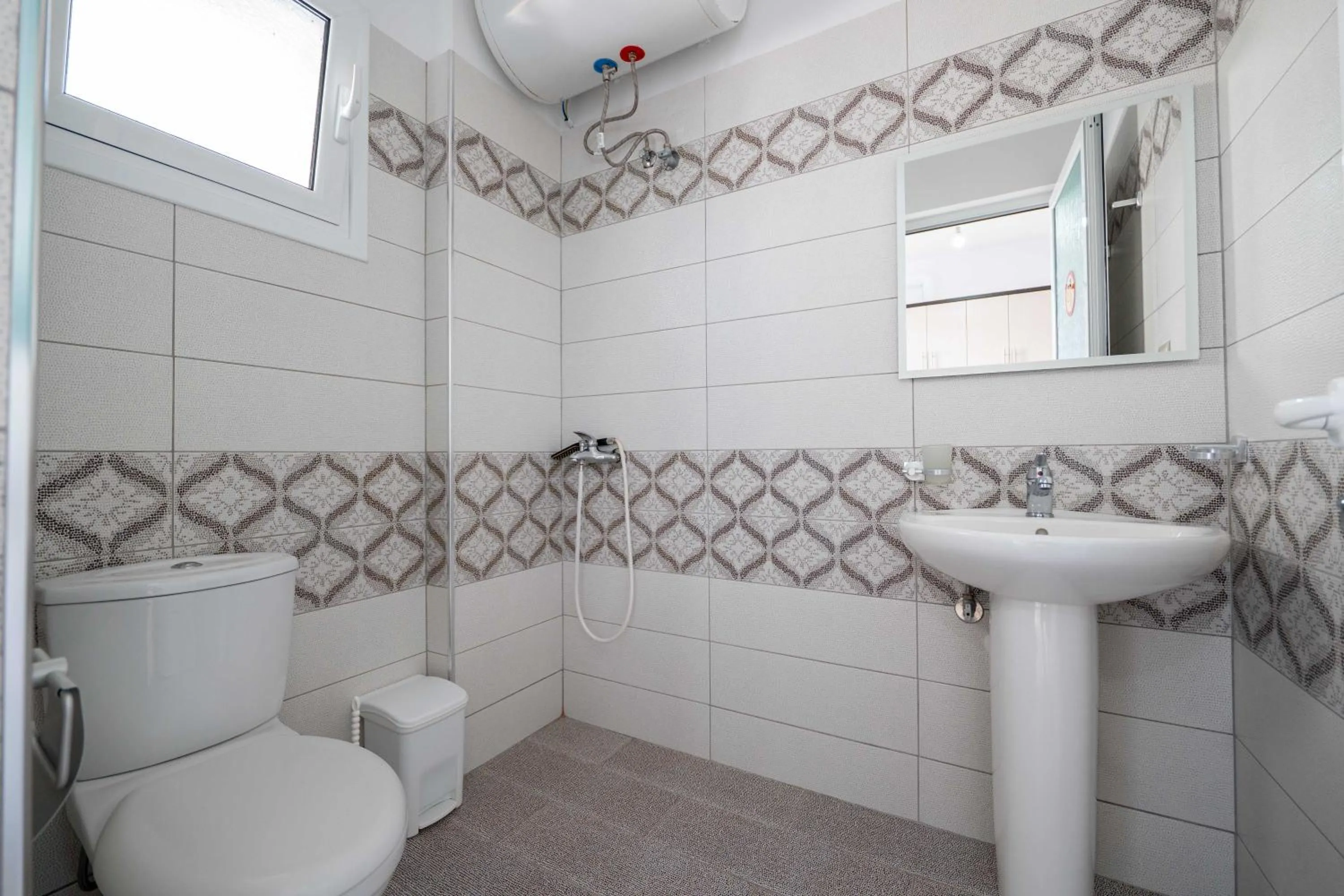 Shower in Apartments Aktea