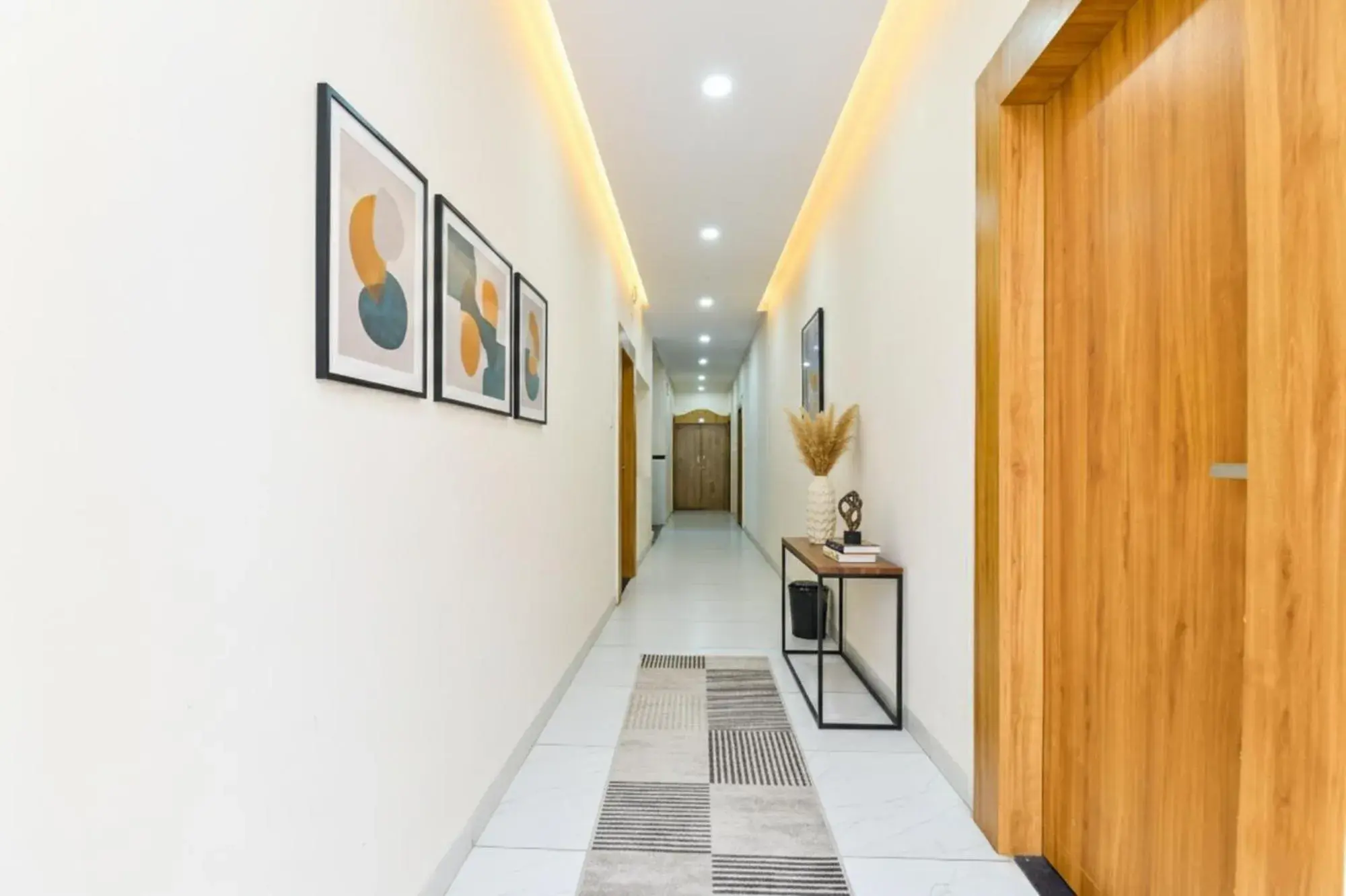 Lobby or reception in FabHotel Somnath Lobby or reception in FabHotel Somnath