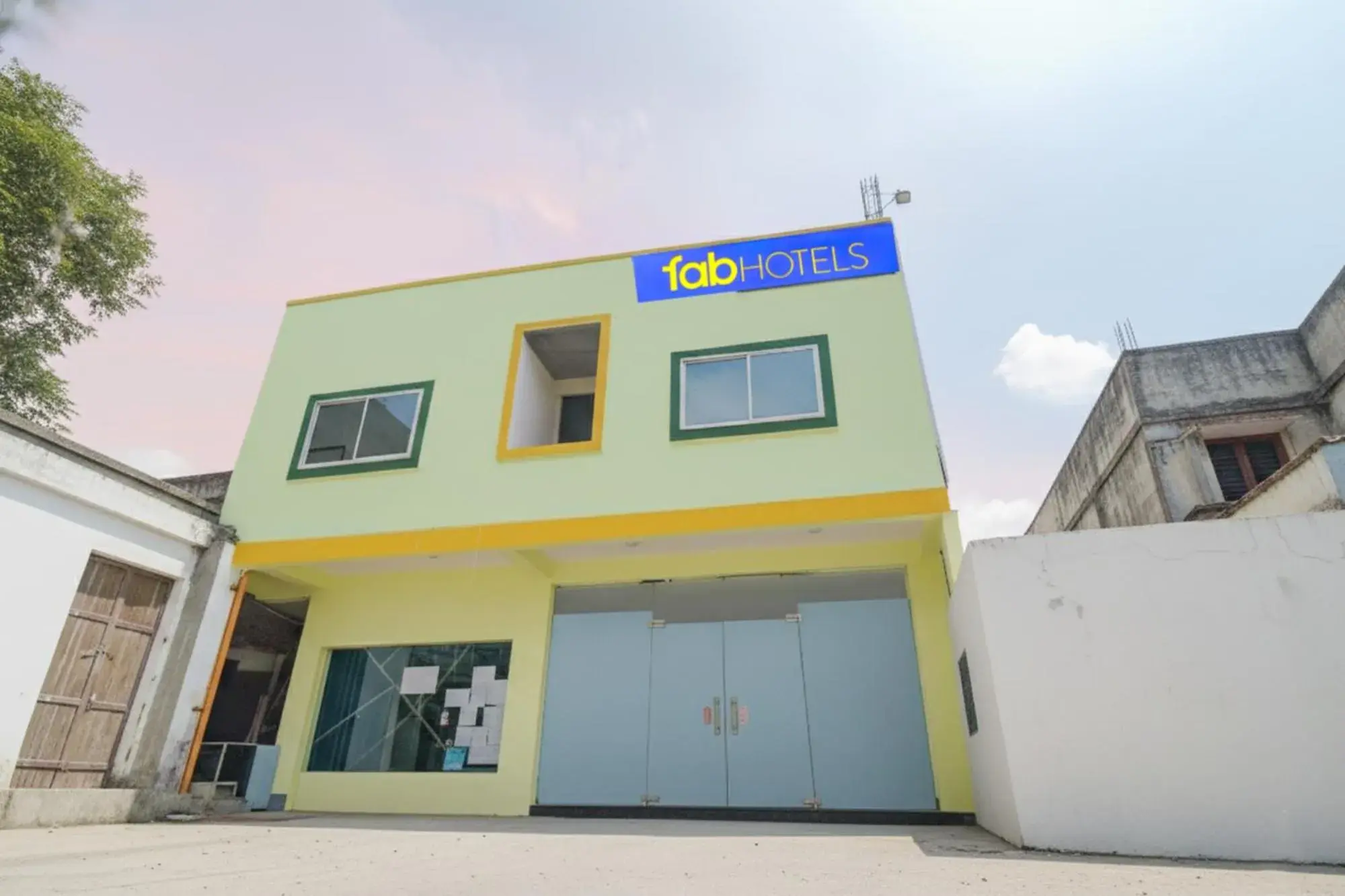 Property building in FabHotel Somnath Property building in FabHotel Somnath