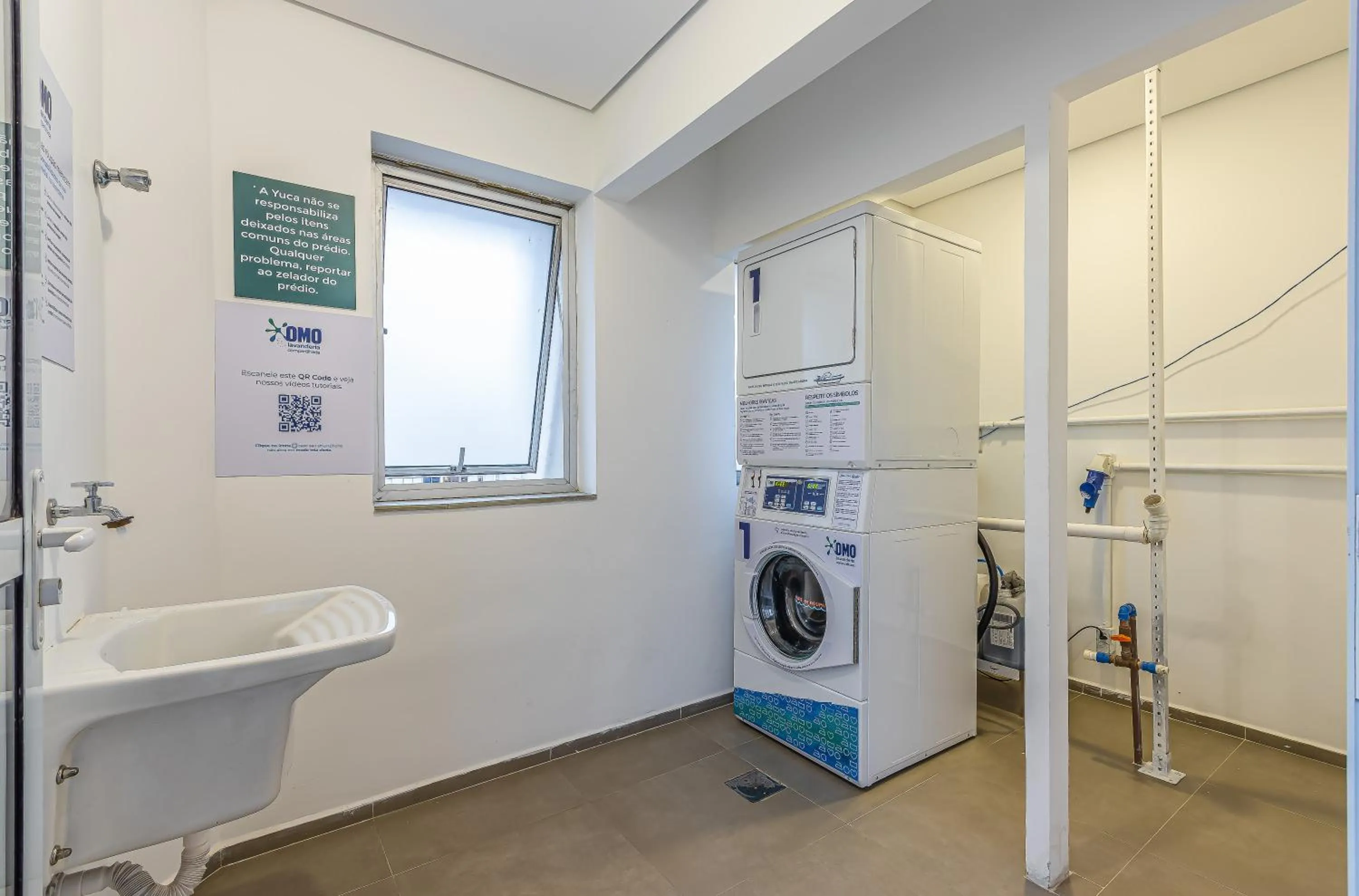 washing machine in Yuca Parque na Augusta com piscina