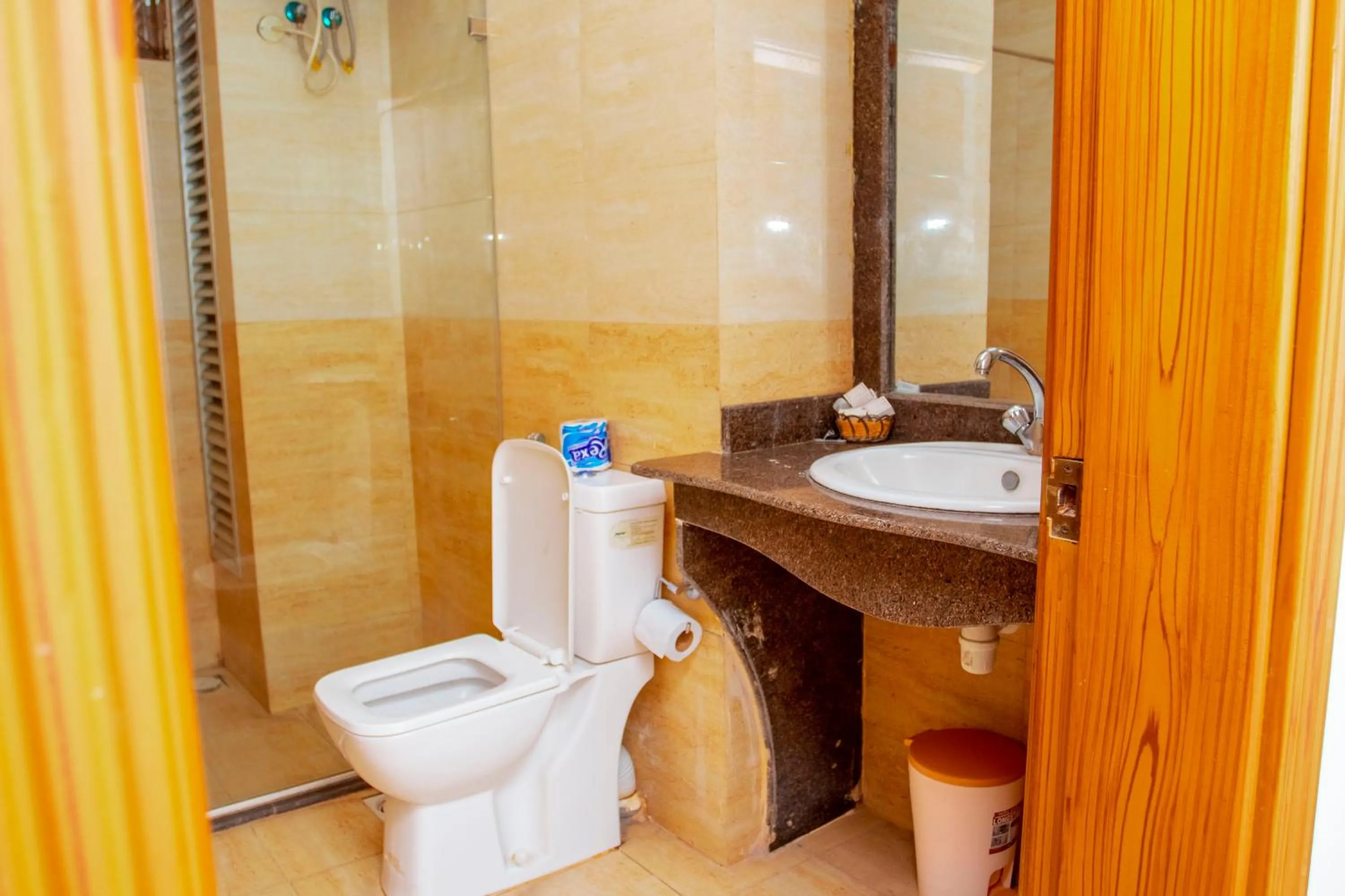 Shower in Sleep Inn Hotel - City Centre